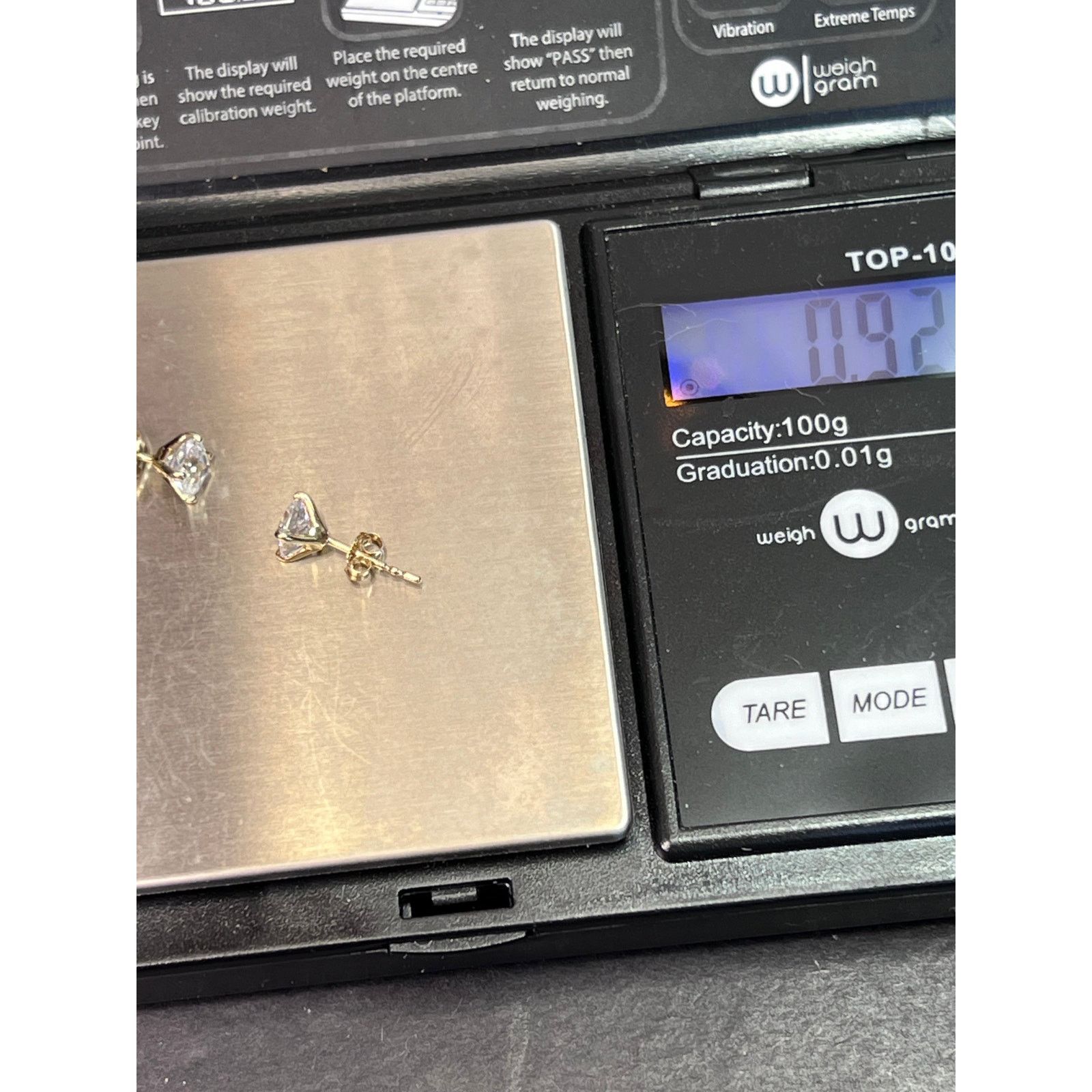 Other 10k yellow gold princess cut cubic zirconia stud earrings Size ONE SIZE - 8 Thumbnail