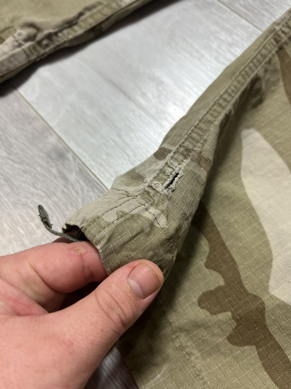 Carhartt Carhartt WIP Cargo Military Pants Size US 30 / EU 46 - 15 Thumbnail