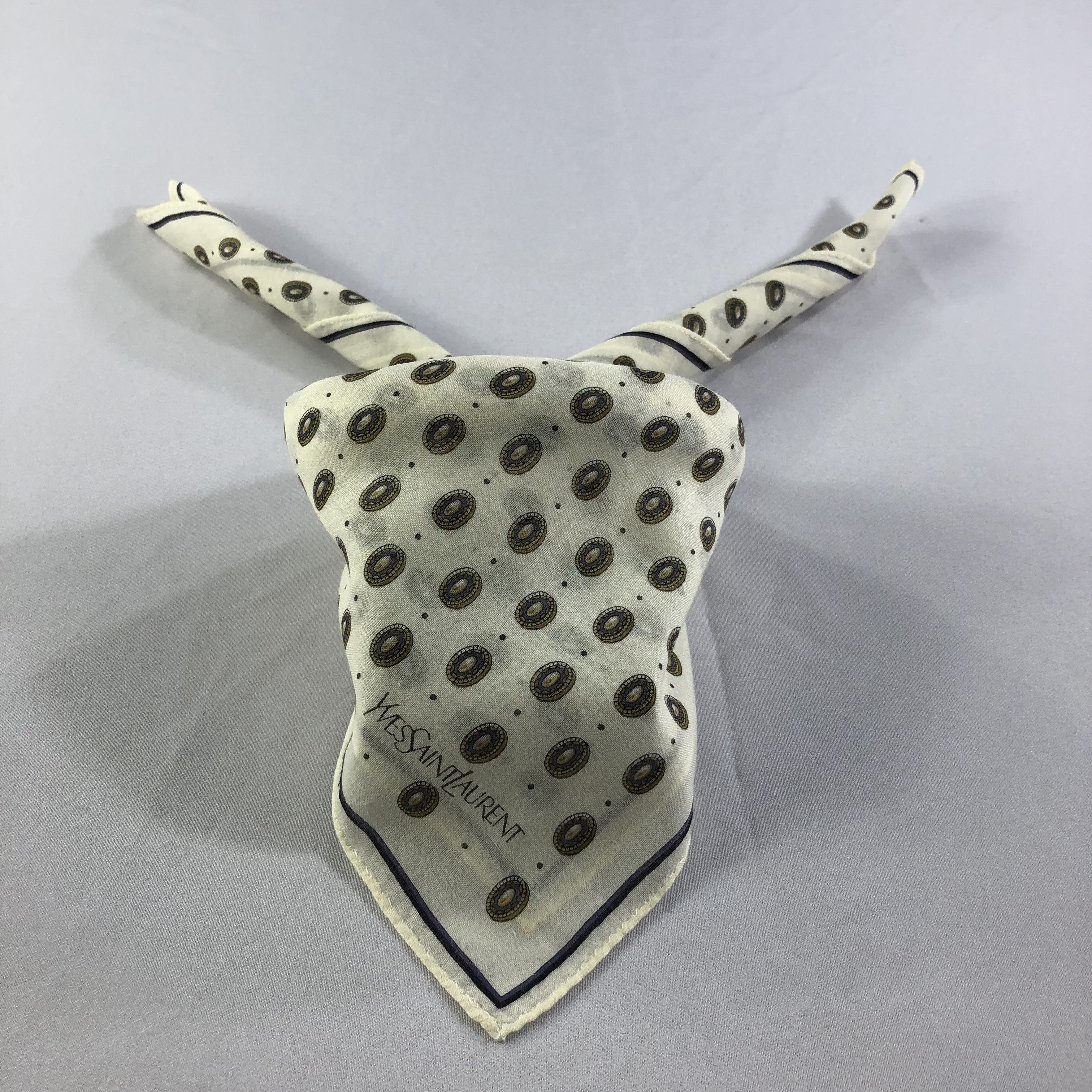 Yves Saint Laurent YSL Handkerchief Neckerchief Bandana H1671 Size ONE SIZE - 1 Thumbnail