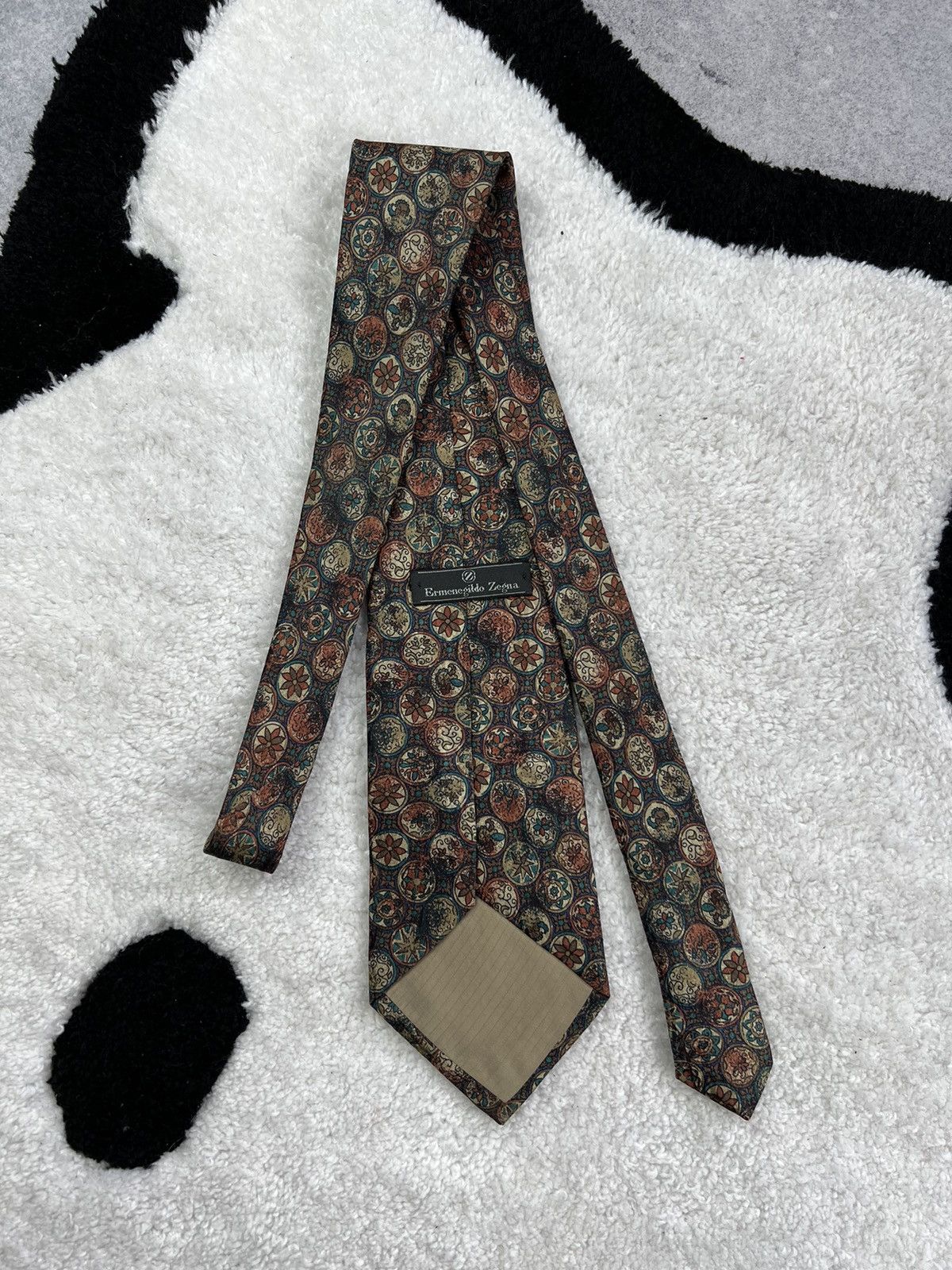 Ermenegildo Zegna Vintage Ermenegildo Zegna Silk Geometric Brown Luxury Tie Size ONE SIZE - 7 Thumbnail