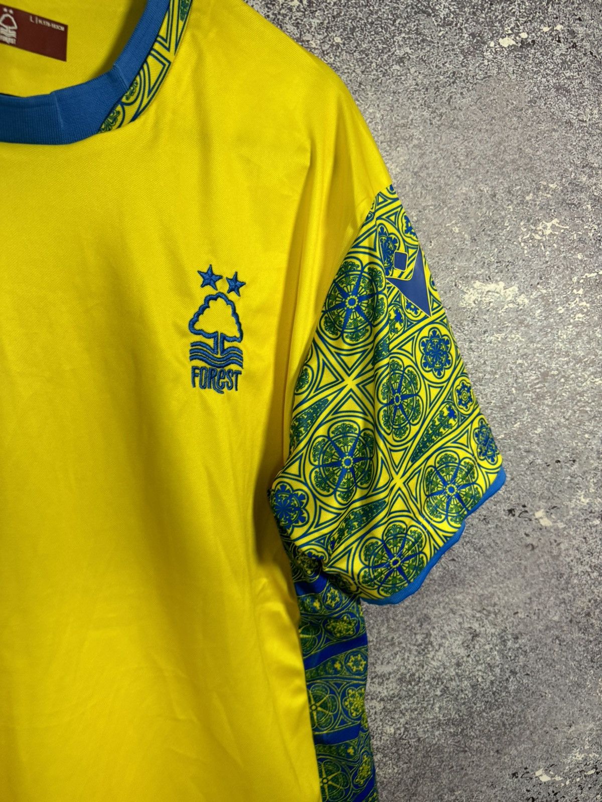 Macron × Vintage Vintage Nottingham Forest 2022/23 Macron Jersey Blokcore Size US L / EU 52-54 / 3 - 10 Thumbnail