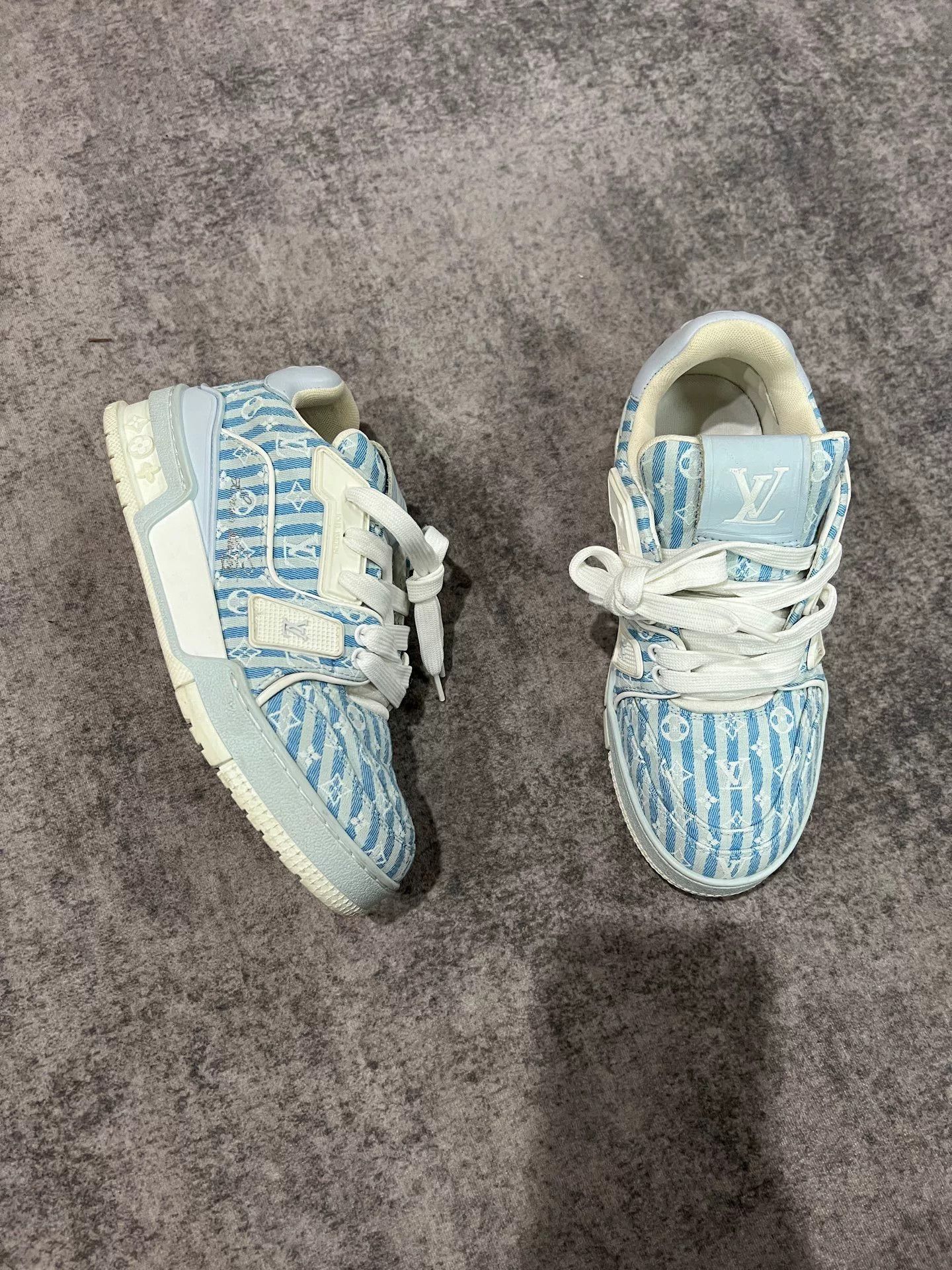 Louis Vuitton lv striped trainer shoes in blue Size US 5 / EU 37 - 1 Preview