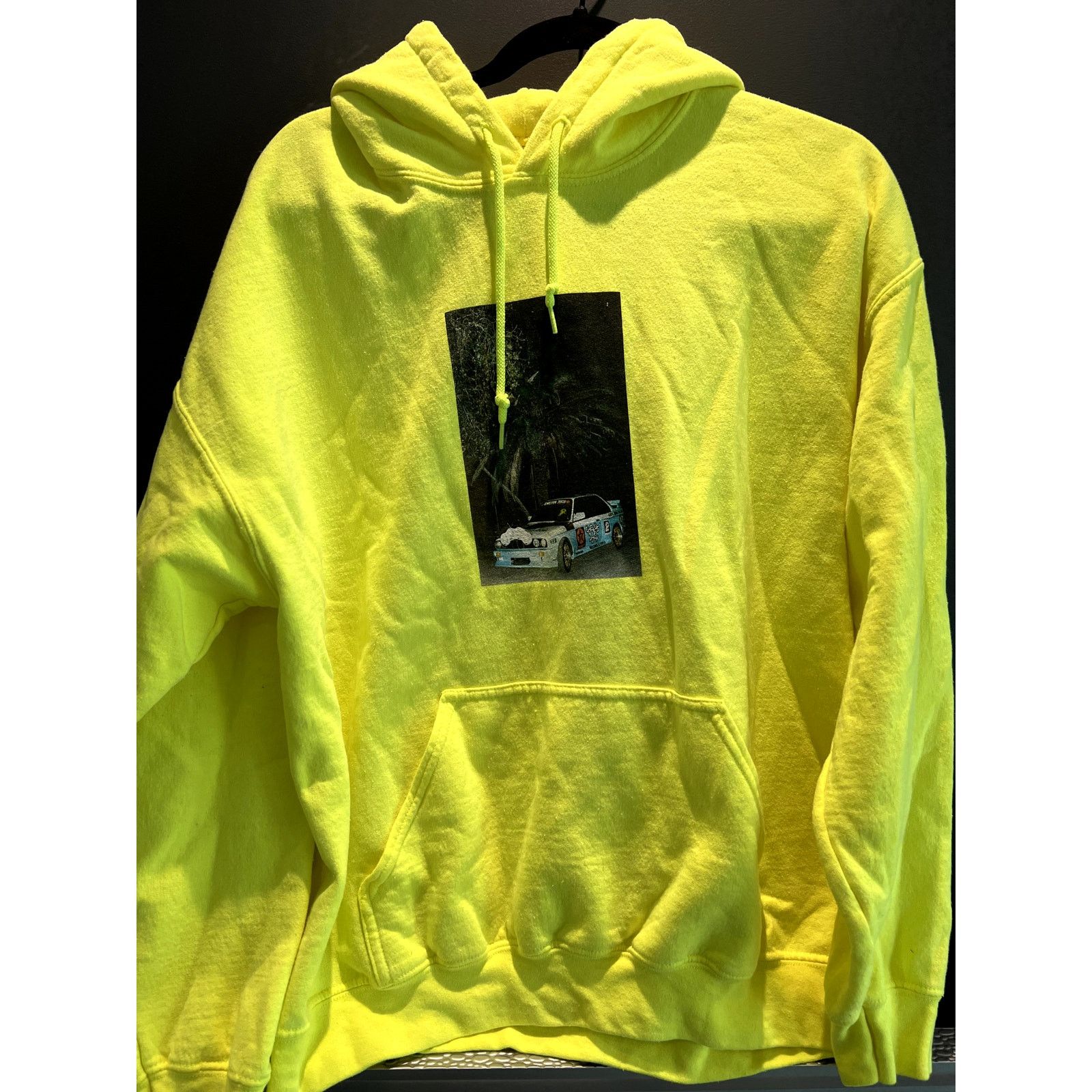 Travis Scott Travis Scott x CactusJack x JackBoys - Yellow Volt - Medium Size US M / EU 48-50 / 2 - 1 Thumbnail