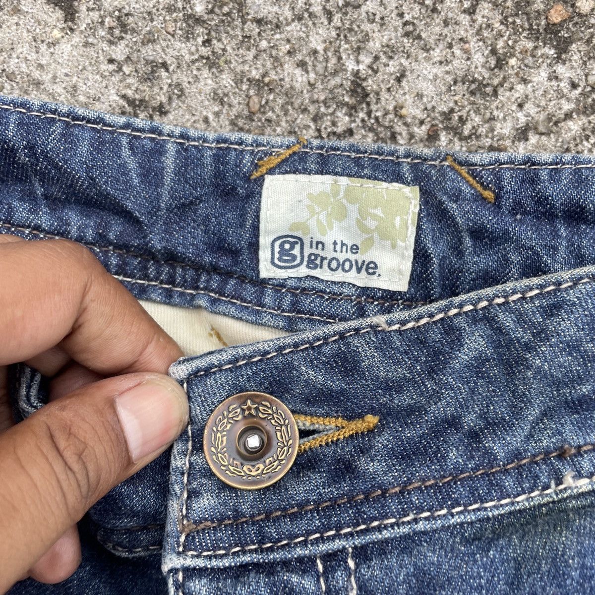 Japanese Brand Vintage In The Groove Buckle Belt Denim Jeans Size US 34 / EU 50 - 5 Thumbnail