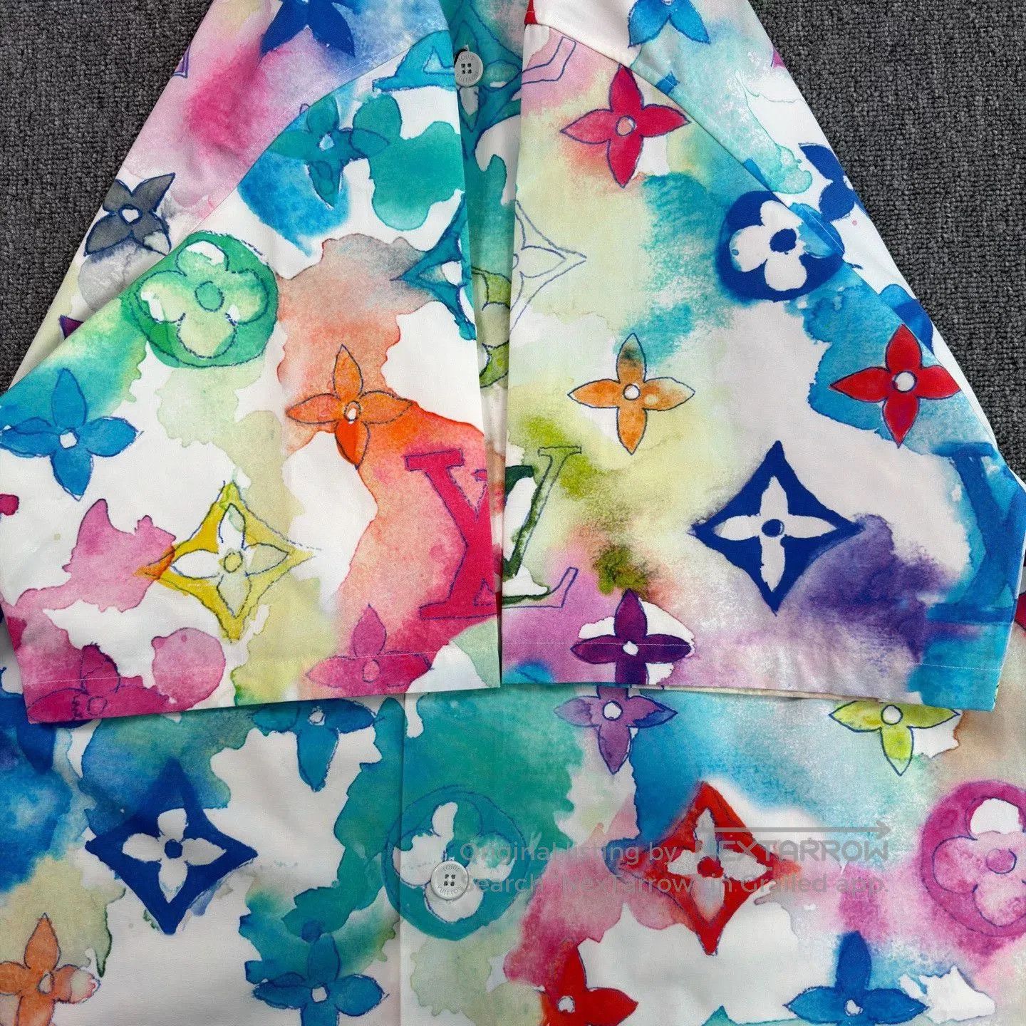 Louis Vuitton LV Watercolor Print Short Sleeve Shirt. Size US XL / EU 56 / 4 - 7 Thumbnail