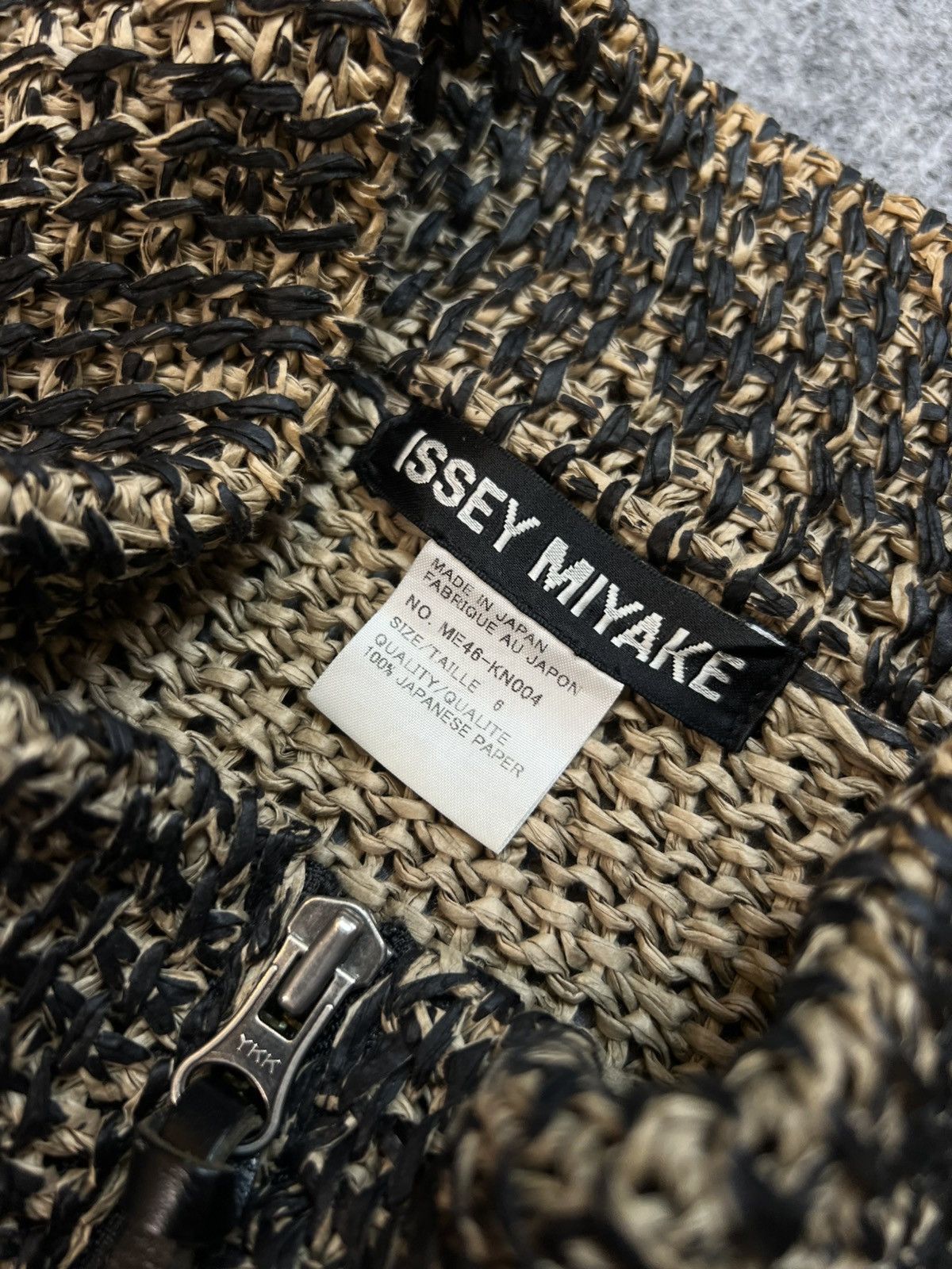 Issey Miyake VINTAGE ARCHIVE ISSEY MIYAKE JAPAN PAPER KNIT HAND MADE SWEA Size US XL / EU 56 / 4 - 5 Thumbnail