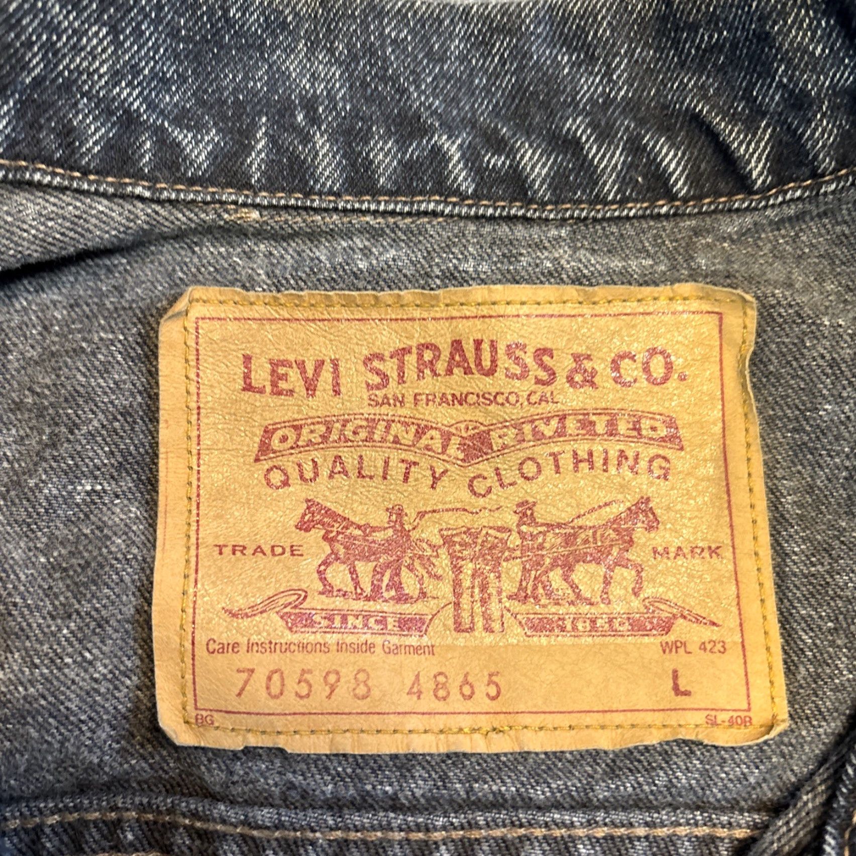 Levi's VINTAGE Levi's Trucker Jacket 70598-4865 Denim Dark Wash USA Mens Large Blue Jacket Size US L / EU 52-54 / 3 - 2 Thumbnail