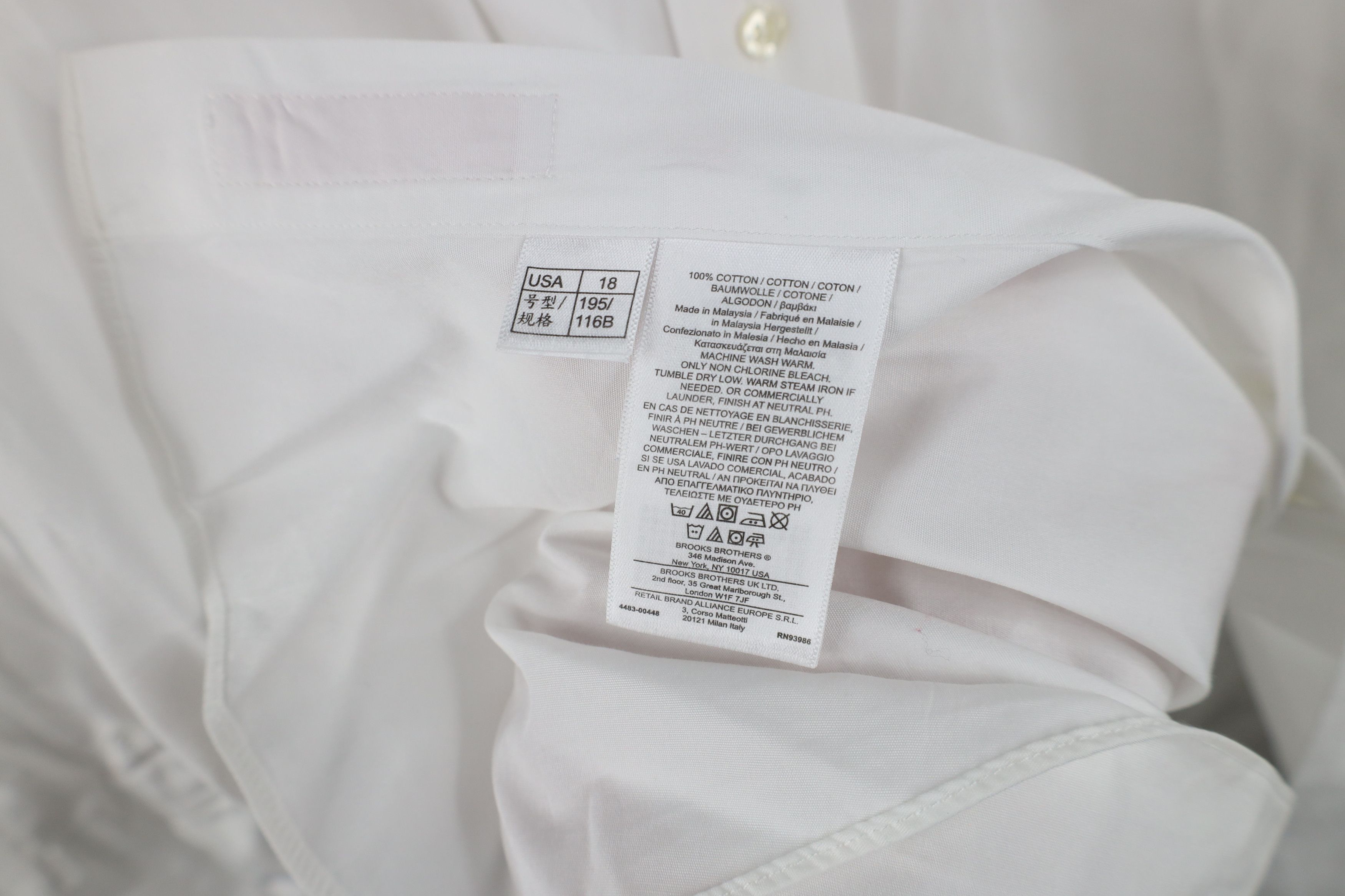 Brooks Brothers Vintage 90s Brooks Brothers Fit Collared Button Shirt White Size US L / EU 52-54 / 3 - 11 Thumbnail