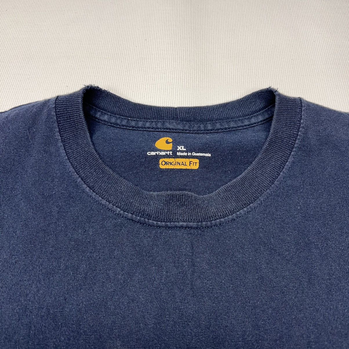 Carhartt Carhartt Tee Shirt Navy Blue Original Fit Chest Pocket Logo Size US XL / EU 56 / 4 - 2 Thumbnail