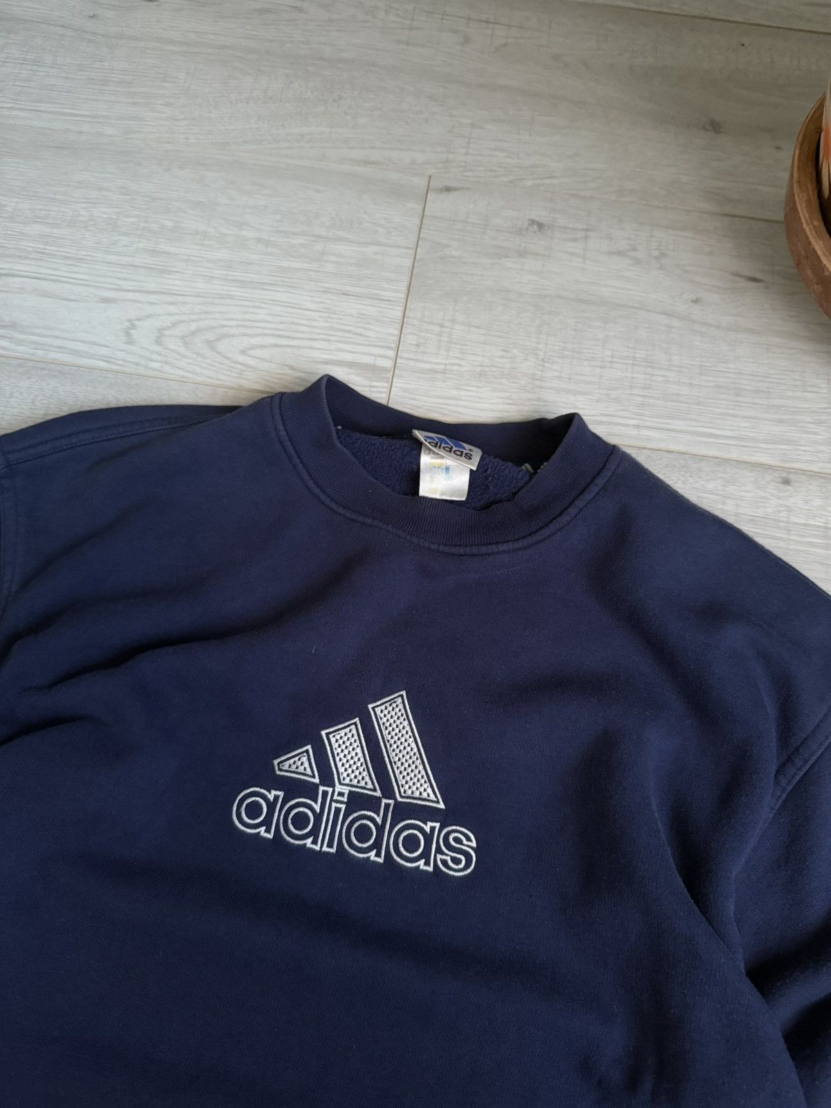 Adidas Vintage Sweatshirt Adidas Crewneck 90’s logo Size US L / EU 52-54 / 3 - 3 Thumbnail