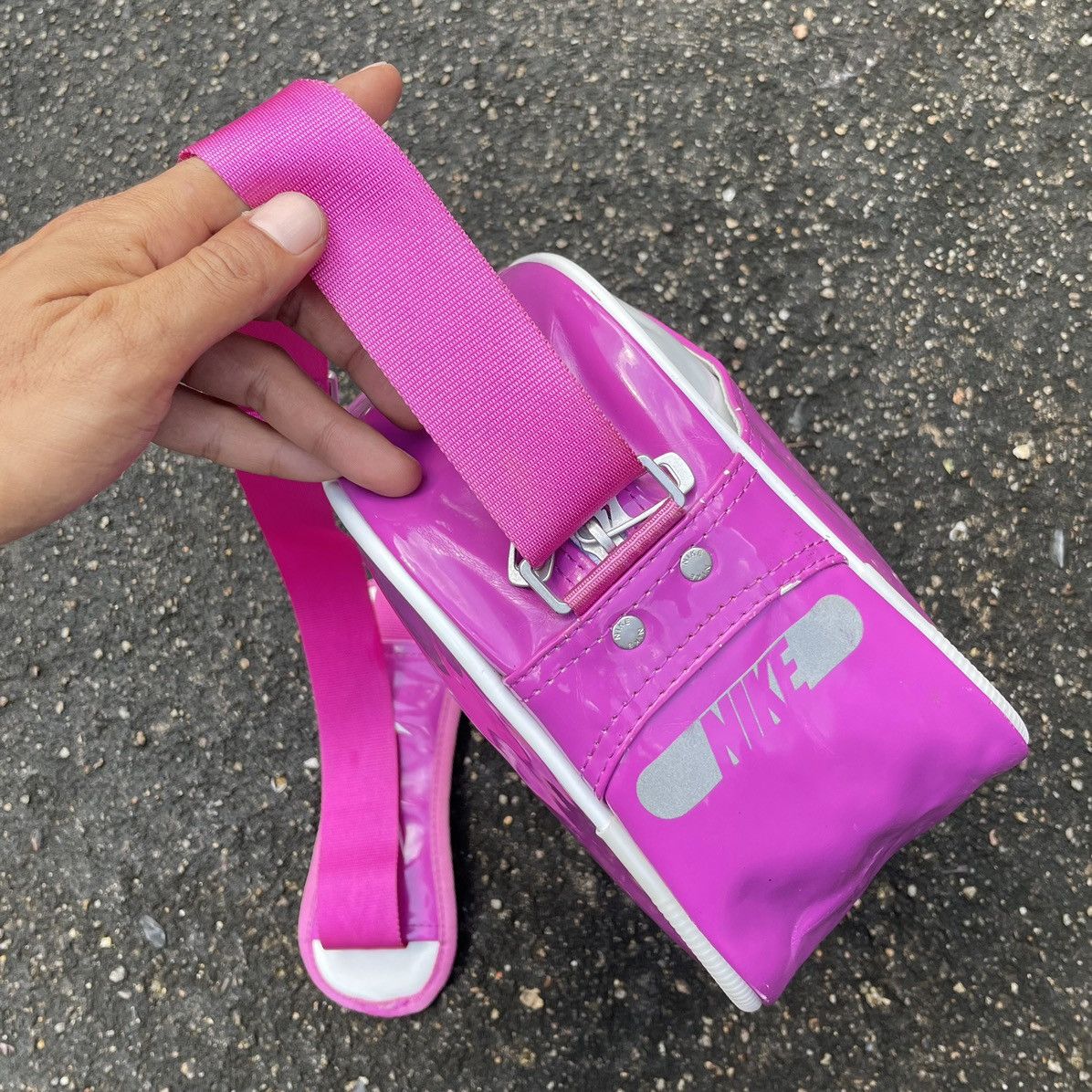 Nike Nike Vinly Pink Small Messenger Bag Size ONE SIZE - 8 Thumbnail
