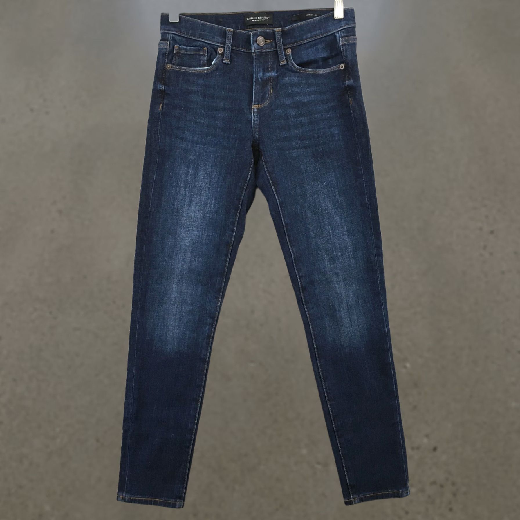 Banana Republic Banana Republic Jeans Womens Skinny Blue Dark Wash Denim Zip 26 Regular Inseam 27.5 Size 26" / US 2 / IT 38 - 1 Thumbnail