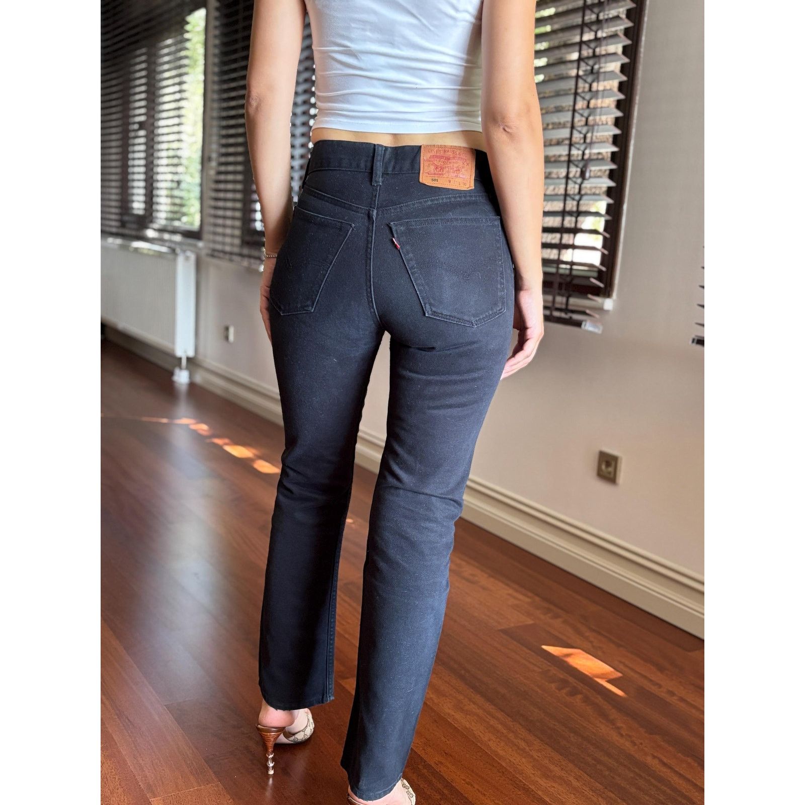 Levi's Levi’s 501 W27 L30 Black USA 90s High Rise Straight Jeans Size US 27 - 3 Thumbnail