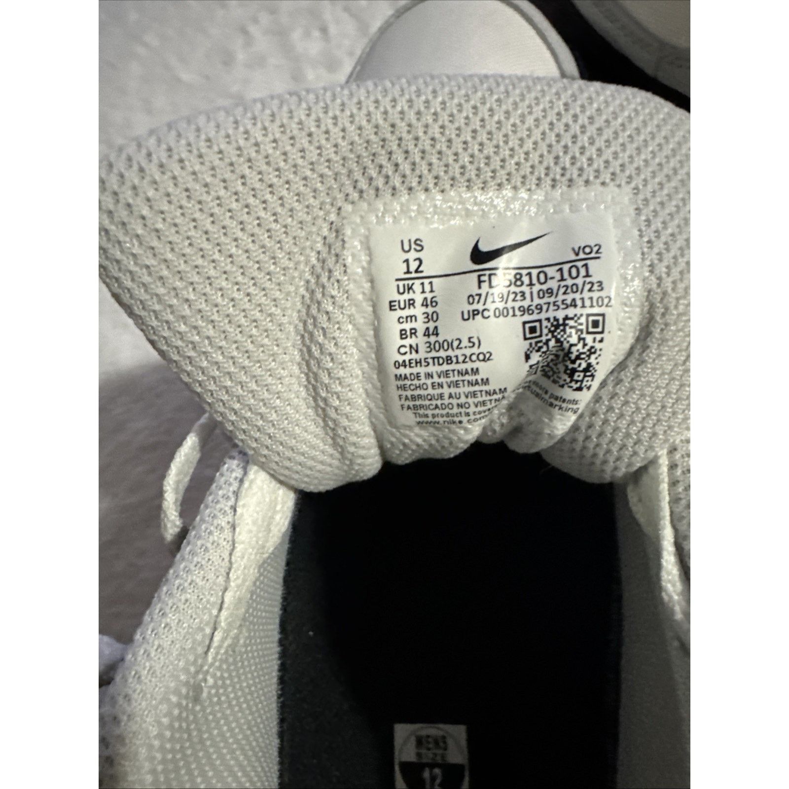Nike Size 10.5 - Nike Air Max 90 GORE-TEX Infrared Size US 12 / EU 45 - 10 Thumbnail