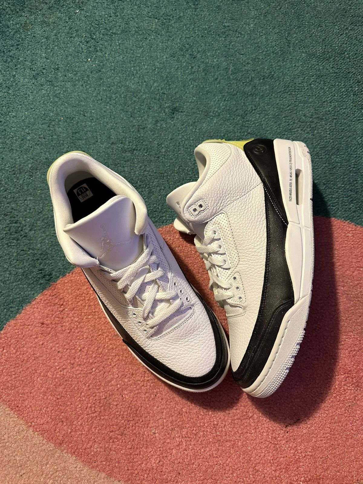 Fragment Design × Jordan Brand Air Jordan 3 Retro x Fragment Design Size US 11.5 / EU 44-45 - 1 Thumbnail