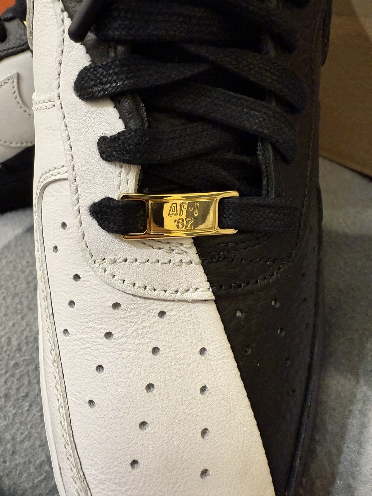 Nike Nike Air Force 40th Anniversary Edition Split Black White Size US 10.5 / EU 43-44 - 7 Thumbnail