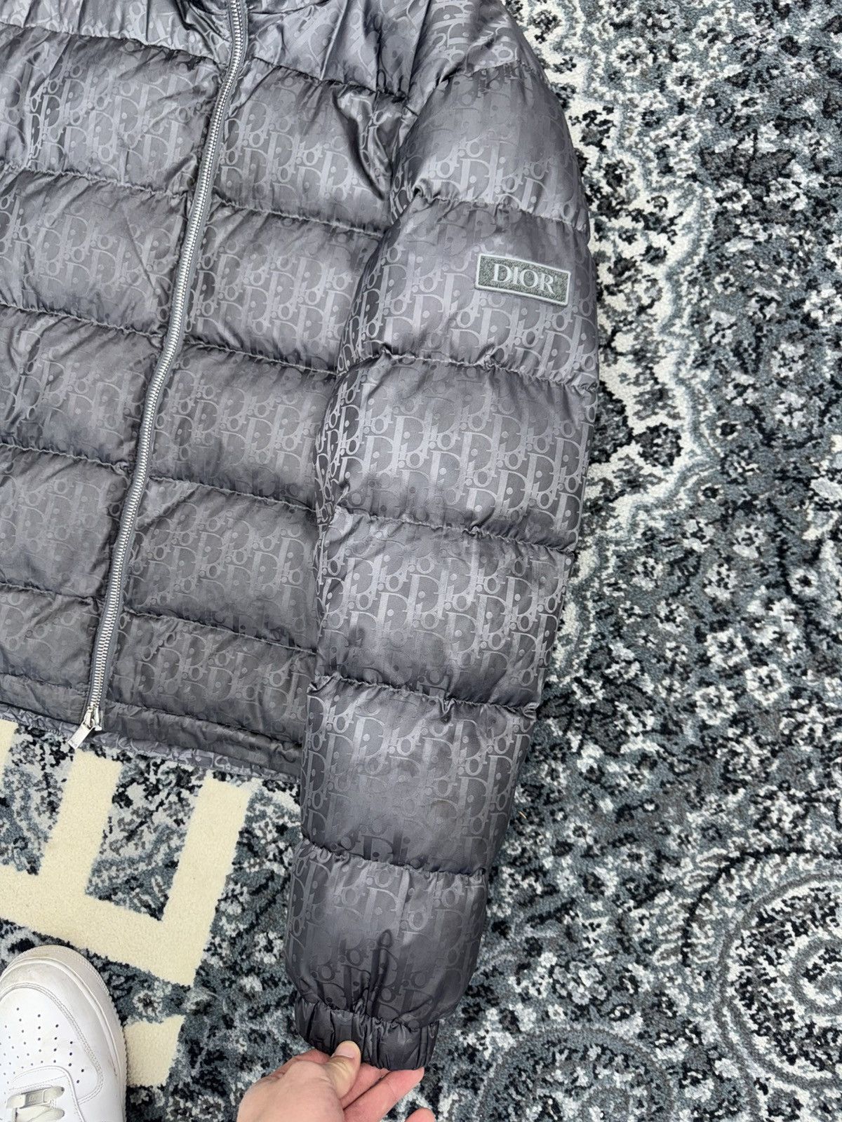 Dior oblique puffer dark grey