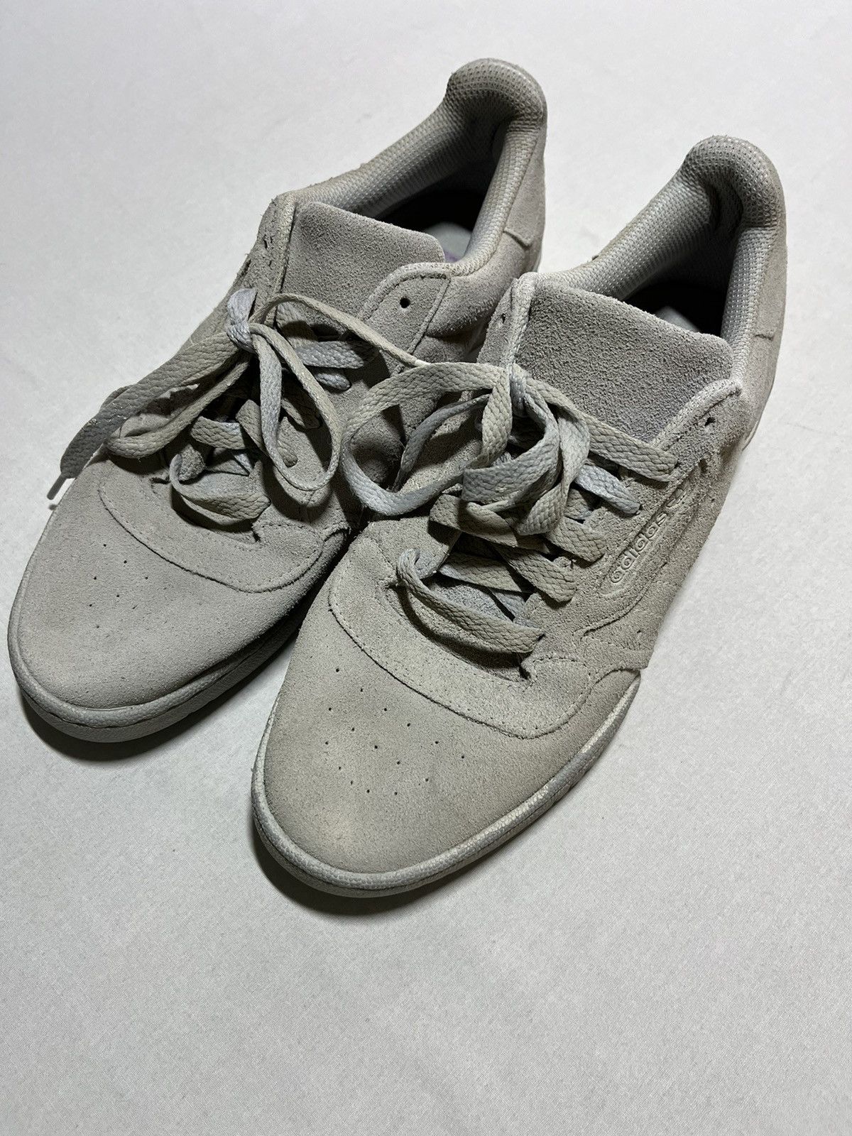 Adidas Yeezy calabasas powerphase size 5.5 Size US 7 / EU 40 - 2 Thumbnail
