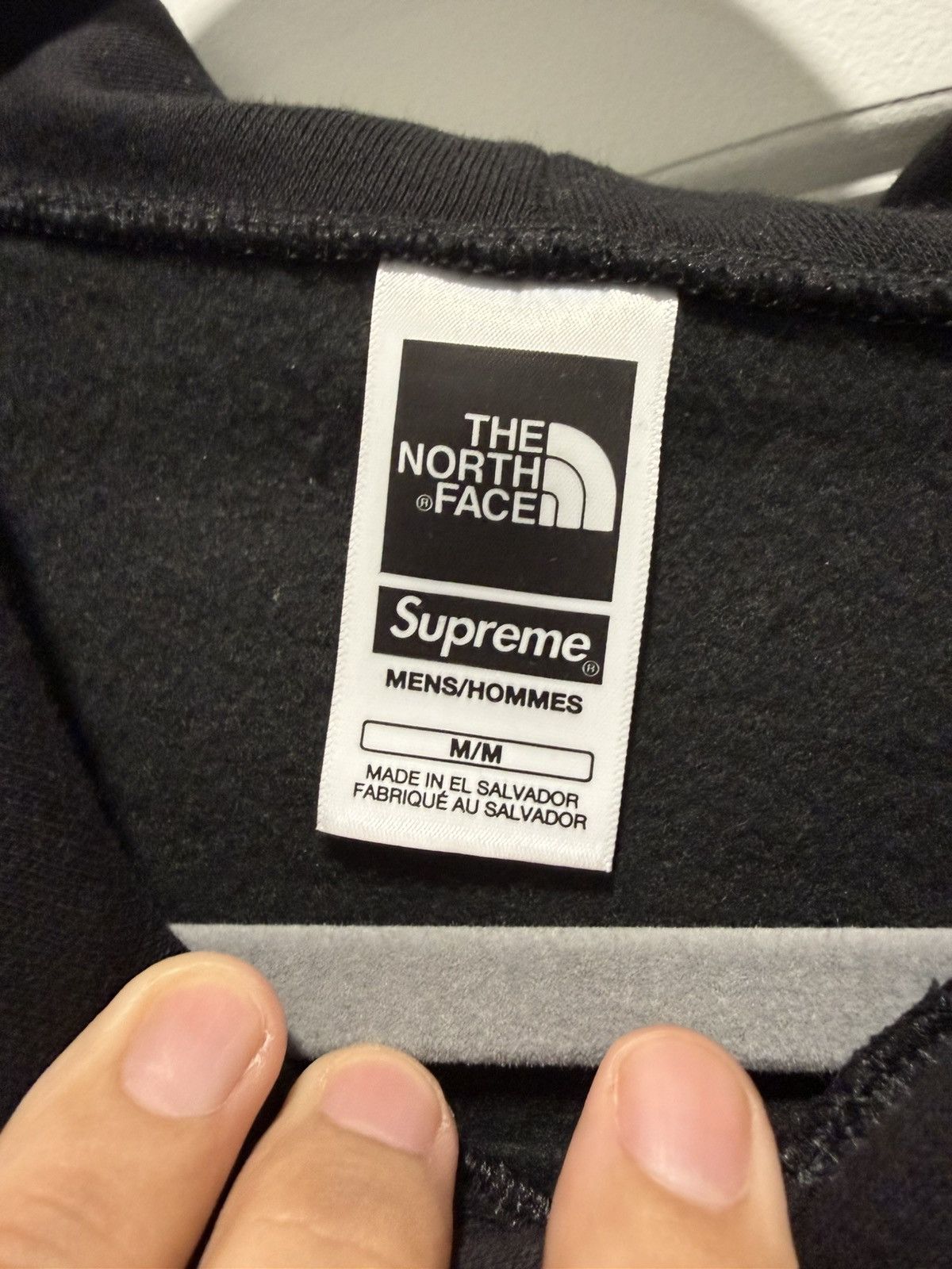 Supreme × The North Face Supreme x The North Face Convertible Hoodie - Black (SS23) Size US M / EU 48-50 / 2 - 3 Thumbnail