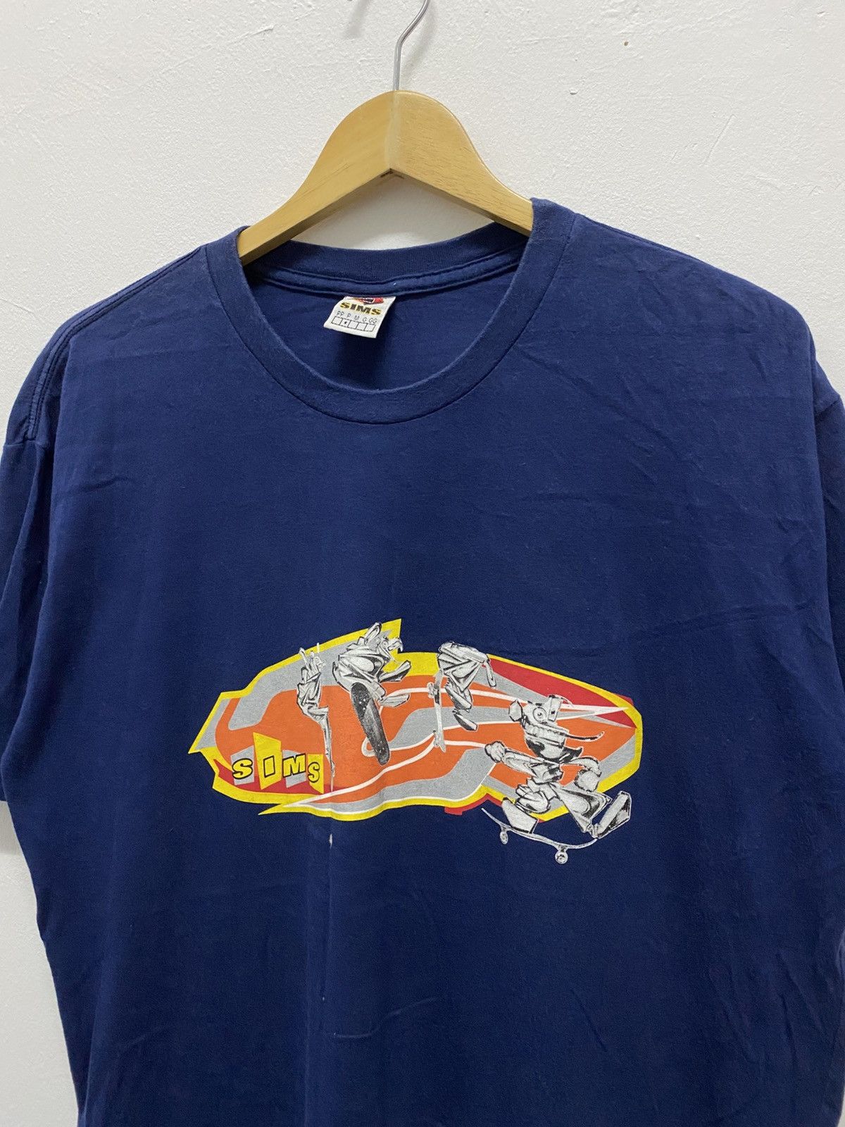 Vintage Vintage Sims Skateboard Art Graphic Design Tee Size US L / EU 52-54 / 3 - 1 Thumbnail