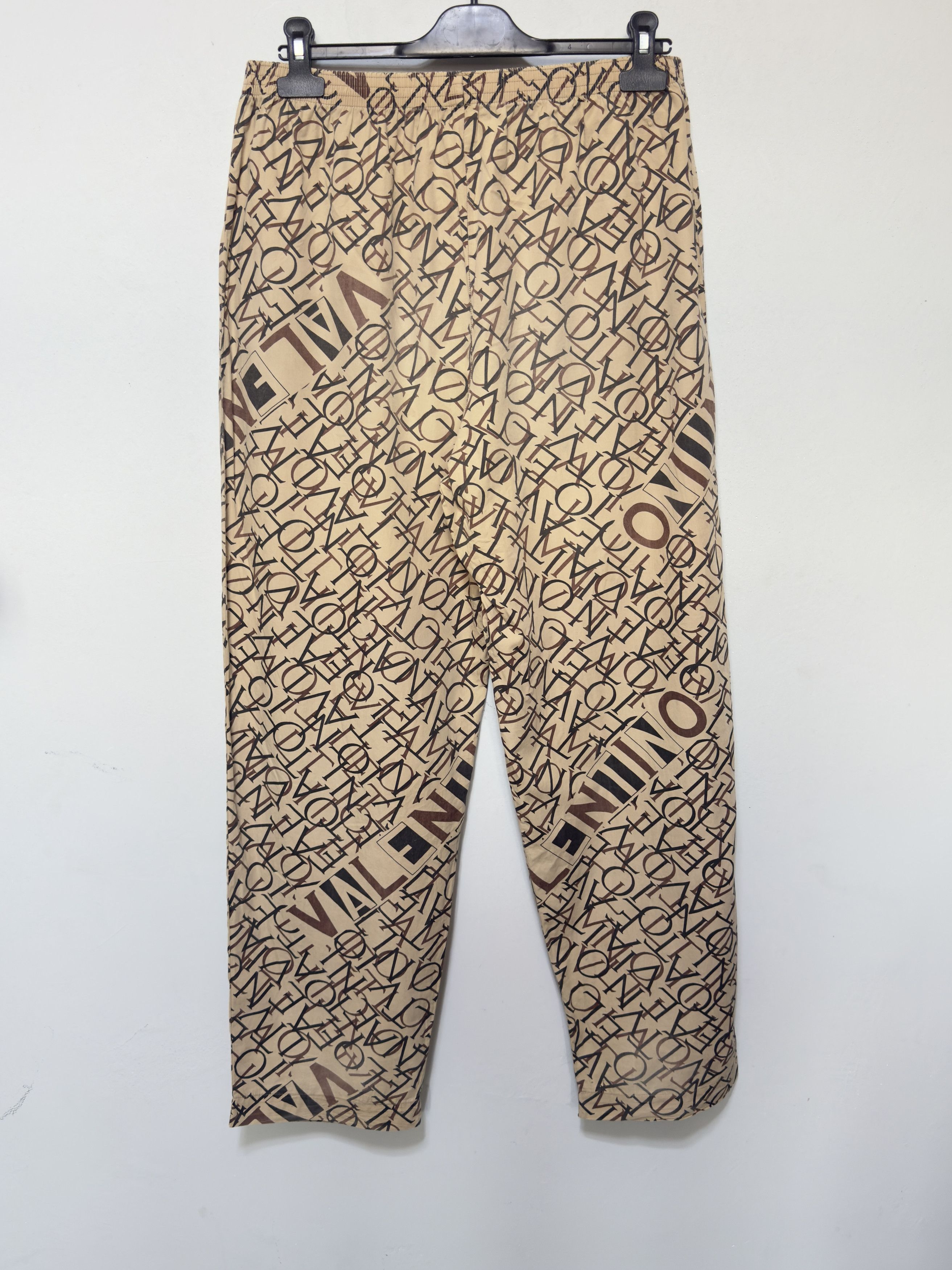 Valentino 🔥 valentino Garavani sleep pants monogrammed size M to L Size US 32 / EU 48 - 7 Thumbnail