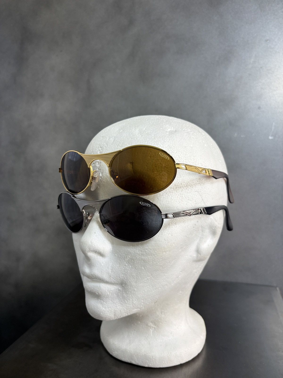 Vintage 2 Pairs of 1990s Vintage Sunglasses Floyd JPG Metal Chrome Size ONE SIZE - 1 Thumbnail