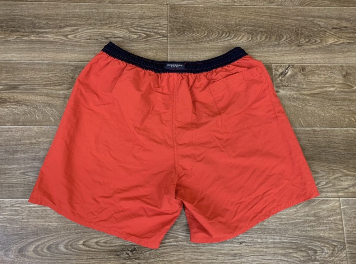 Burberry Burberry shorts size fits S Size US 32 / EU 48 - 4 Thumbnail