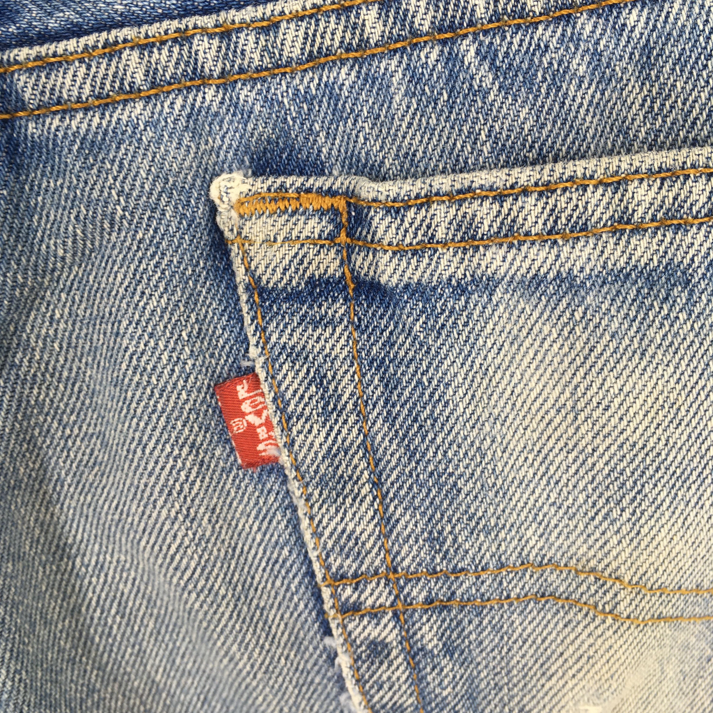 Levi's Size 31x32 Vintage 90s Levi's 501 Light Washed Jeans S347 Size US 31 - 13 Thumbnail
