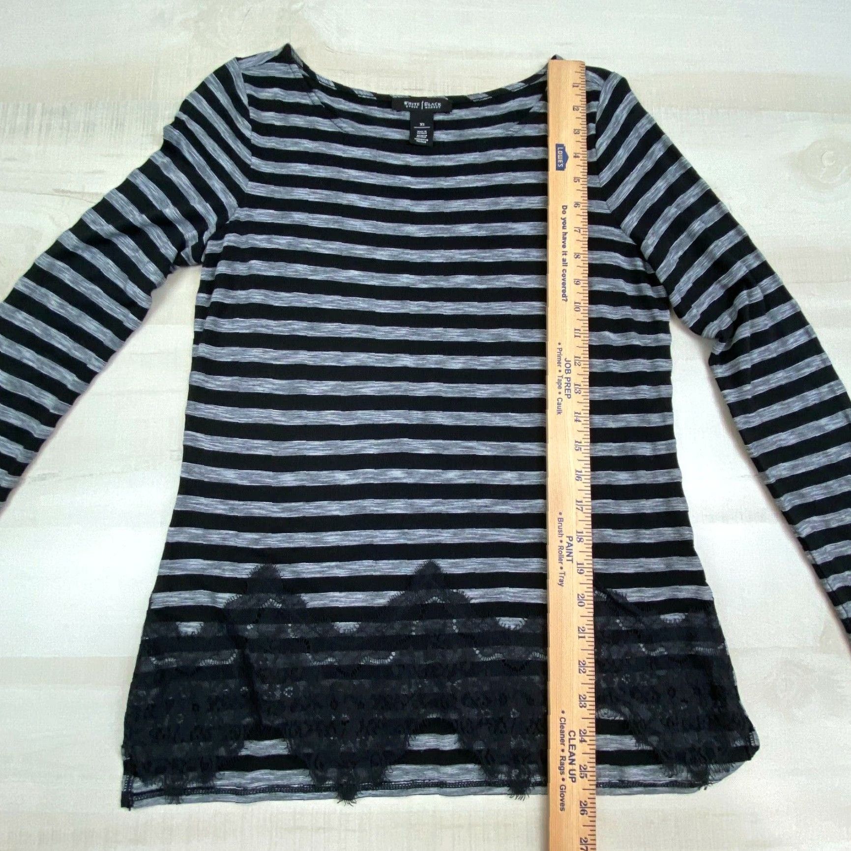 White House Black Market White House Black Market Womens Striped Lace Top XS Black Gray Long Sleeves Size XS / US 0-2 / IT 36-38 - 7 Thumbnail