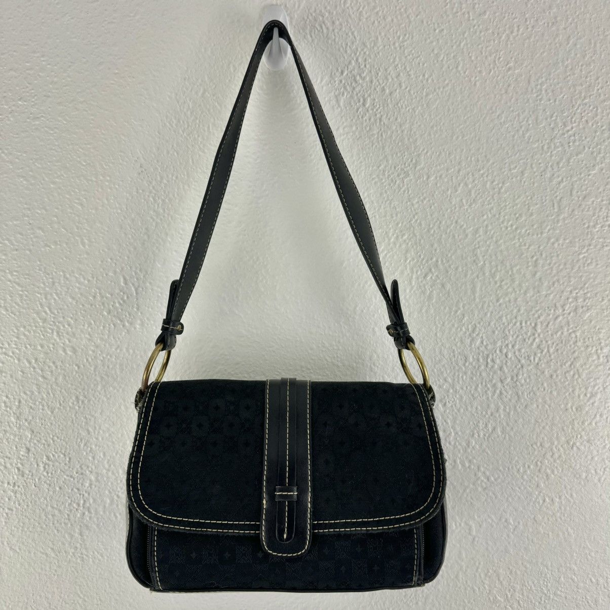 Other LIZ CLAIBORNE 90s Black Faux Leather Fabric Shoulder Bag Size ONE SIZE - 2 Thumbnail
