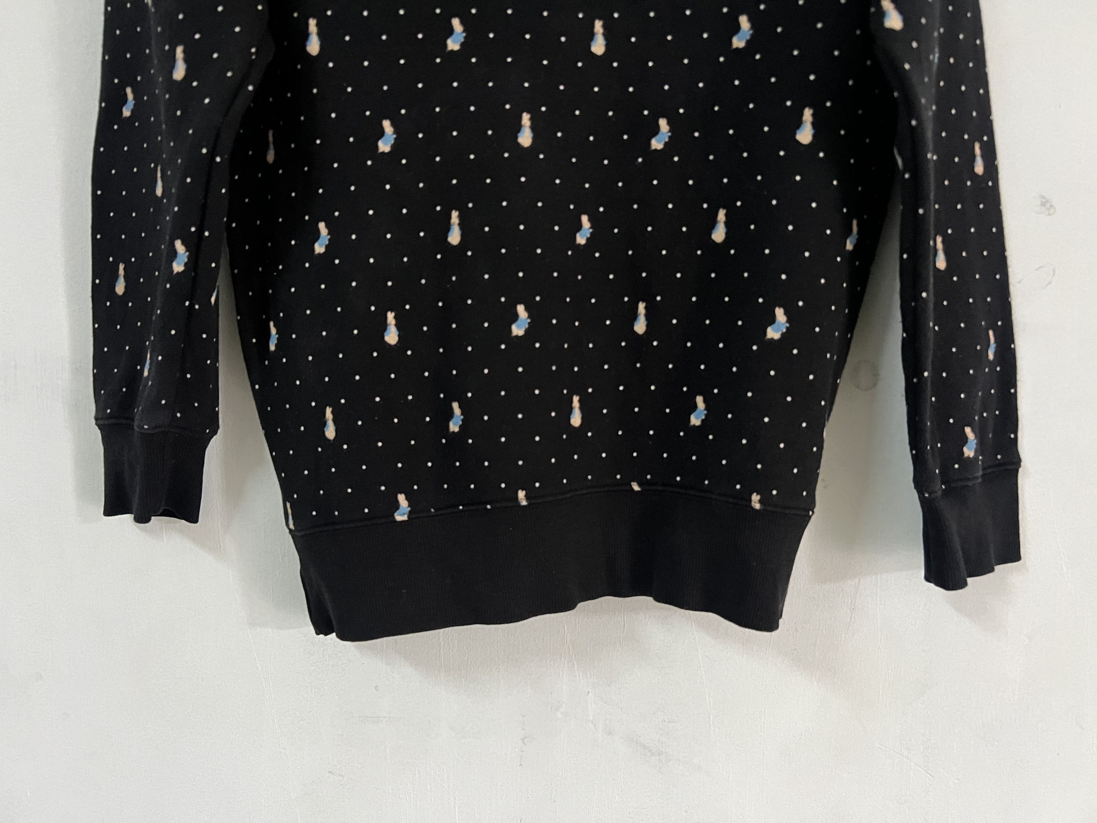 Uniqlo Peter Rabbit Uniqlo Hoodie Size US M / EU 48-50 / 2 - 8 Thumbnail