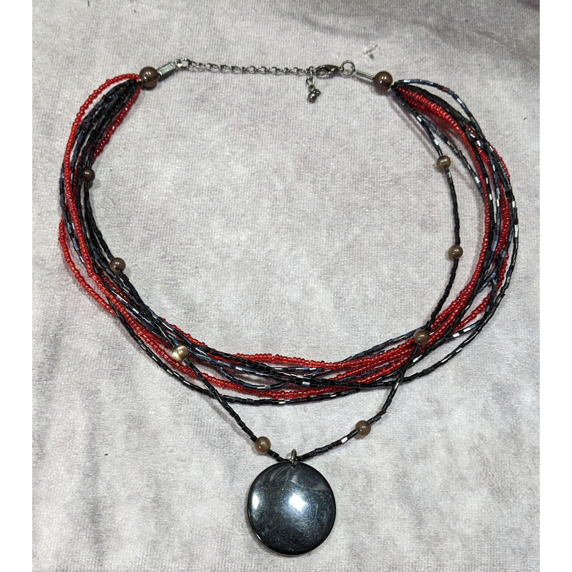 Other Gothic Black And Red Layered Glass Beaded Necklace Size ONE SIZE - 4 Thumbnail