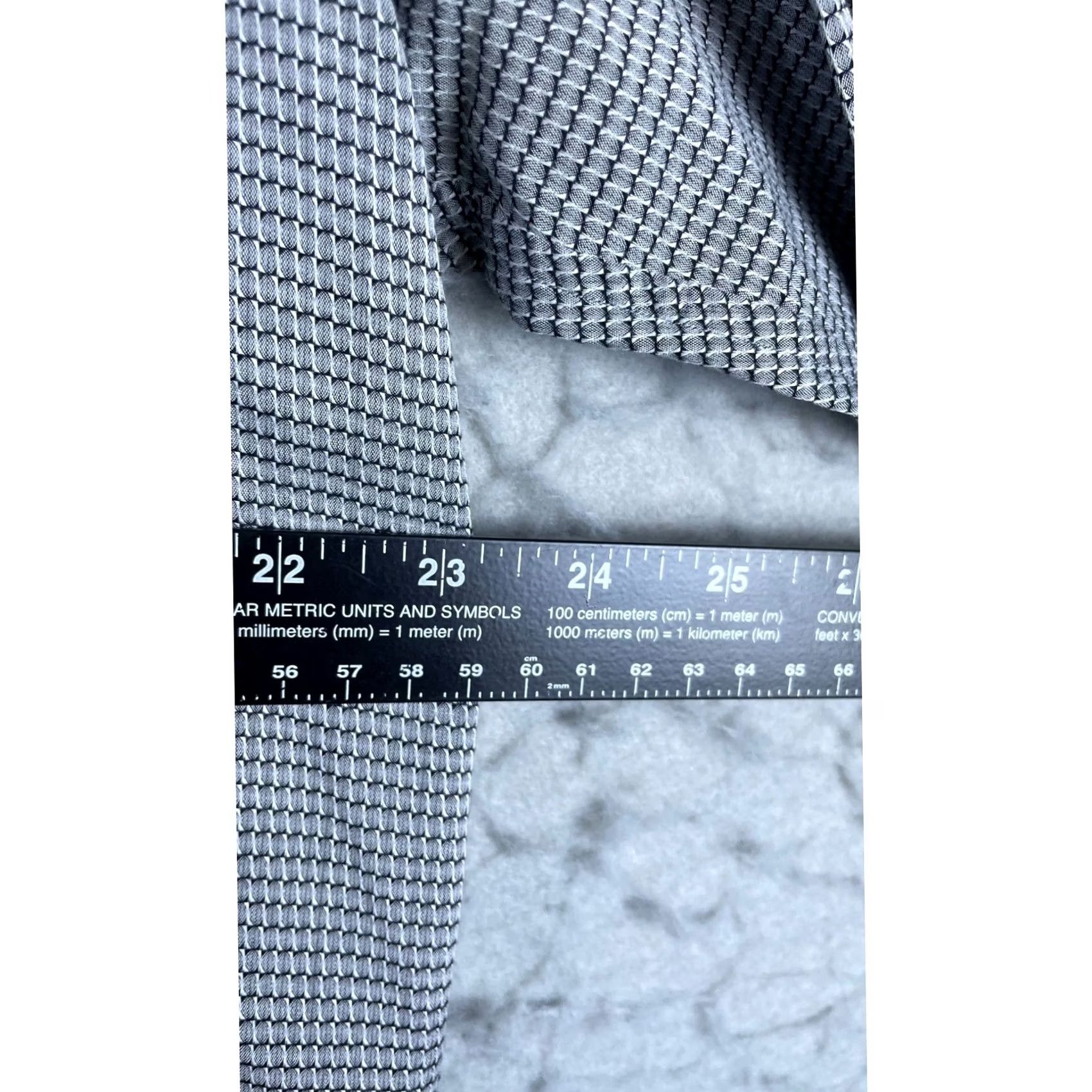 Vintage VINTAGE Italia Button-Up Shirt Mens Large Grey Excellent Long Sleeve Textured Size US L / EU 52-54 / 3 - 5 Thumbnail