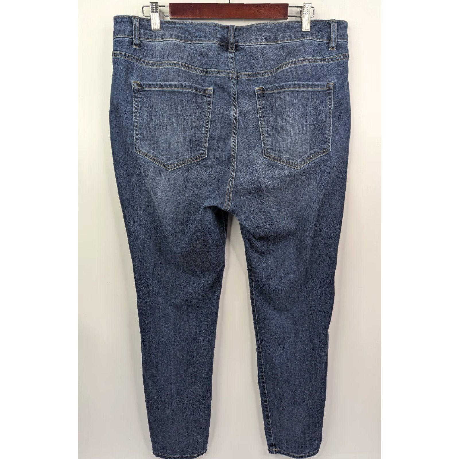 Vintage Lane Bryant Lane Bryant Midrise Skinny Magic Waistband Signature Jeans Leopard Distress 18 Jeans Women Plus Blue 18 Distressed Leopard Size 40" / US 18 - 4 Thumbnail
