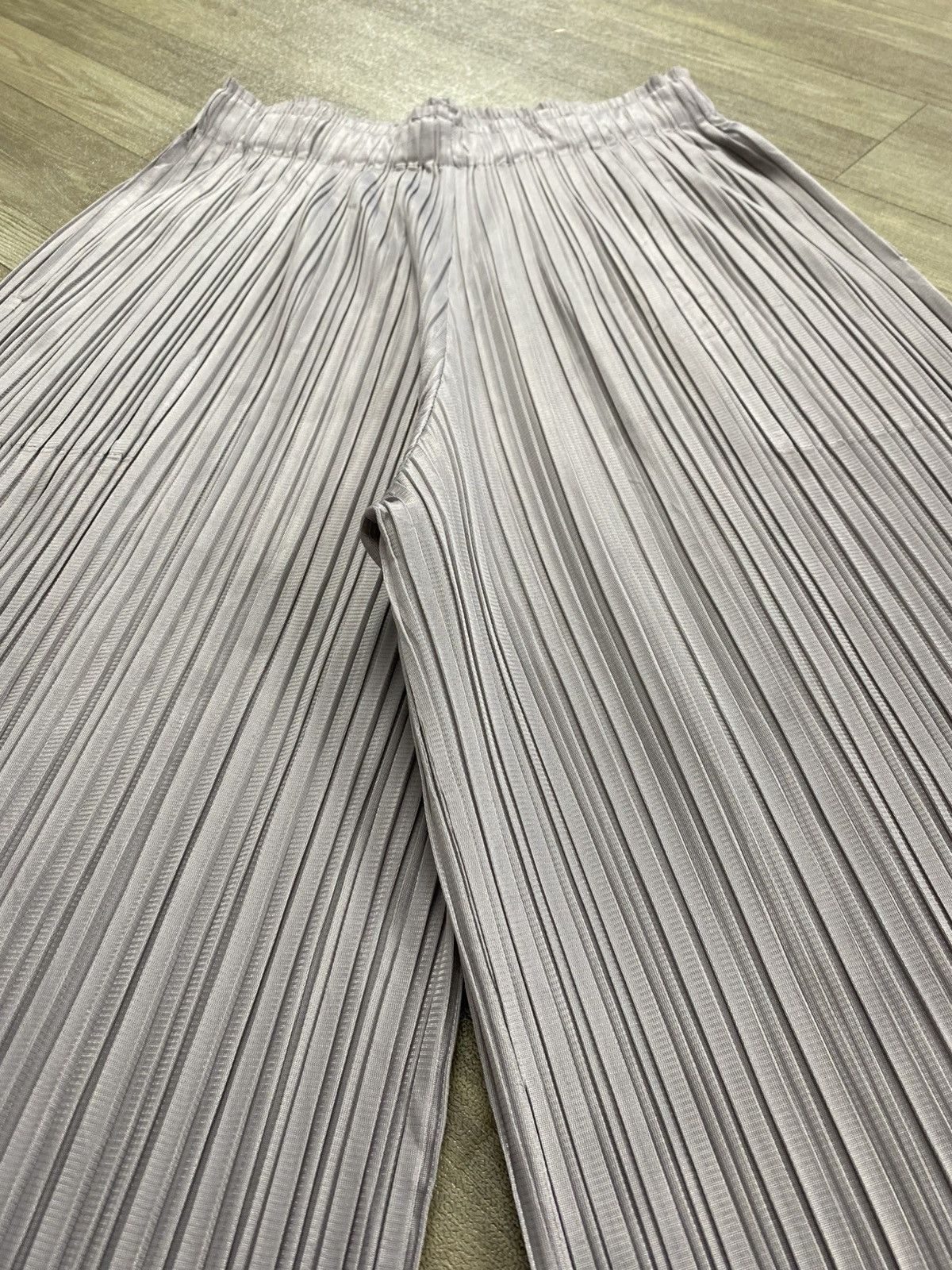 Pleats Please Issey Miyake Vintage Pleats Please Issey Miyake Wide Leg Pants Dark Gray Size US 28 / EU 44 - 5 Thumbnail