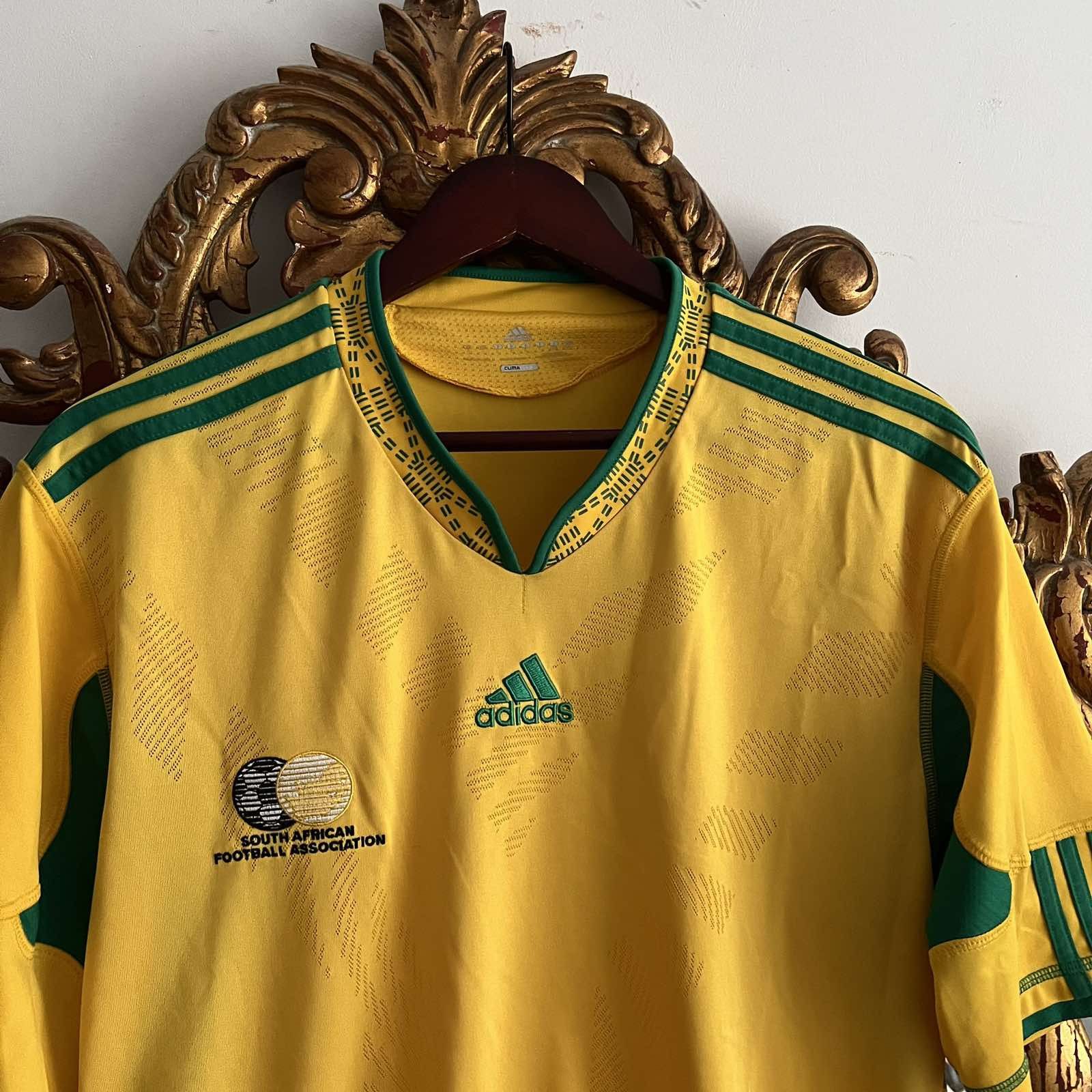 Other Vintage Adidas South African Embroidered Soccer Jersey XL Size US XL / EU 56 / 4 - 4 Thumbnail