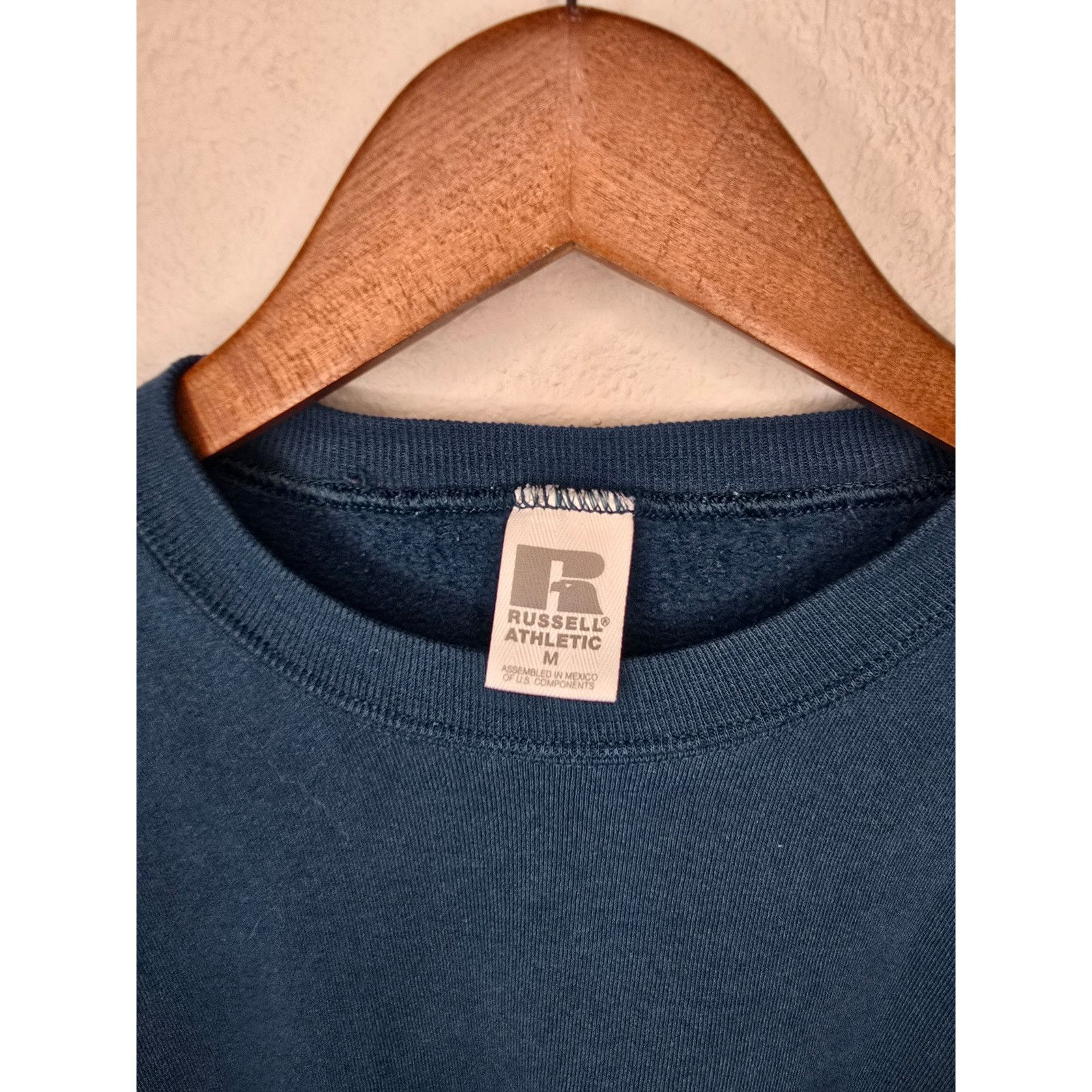 Russell Athletic × Vintage Vintage Blank Sweatshirt Russel Medium Blue Sweater 1990s Size US M / EU 48-50 / 2 - 8 Thumbnail