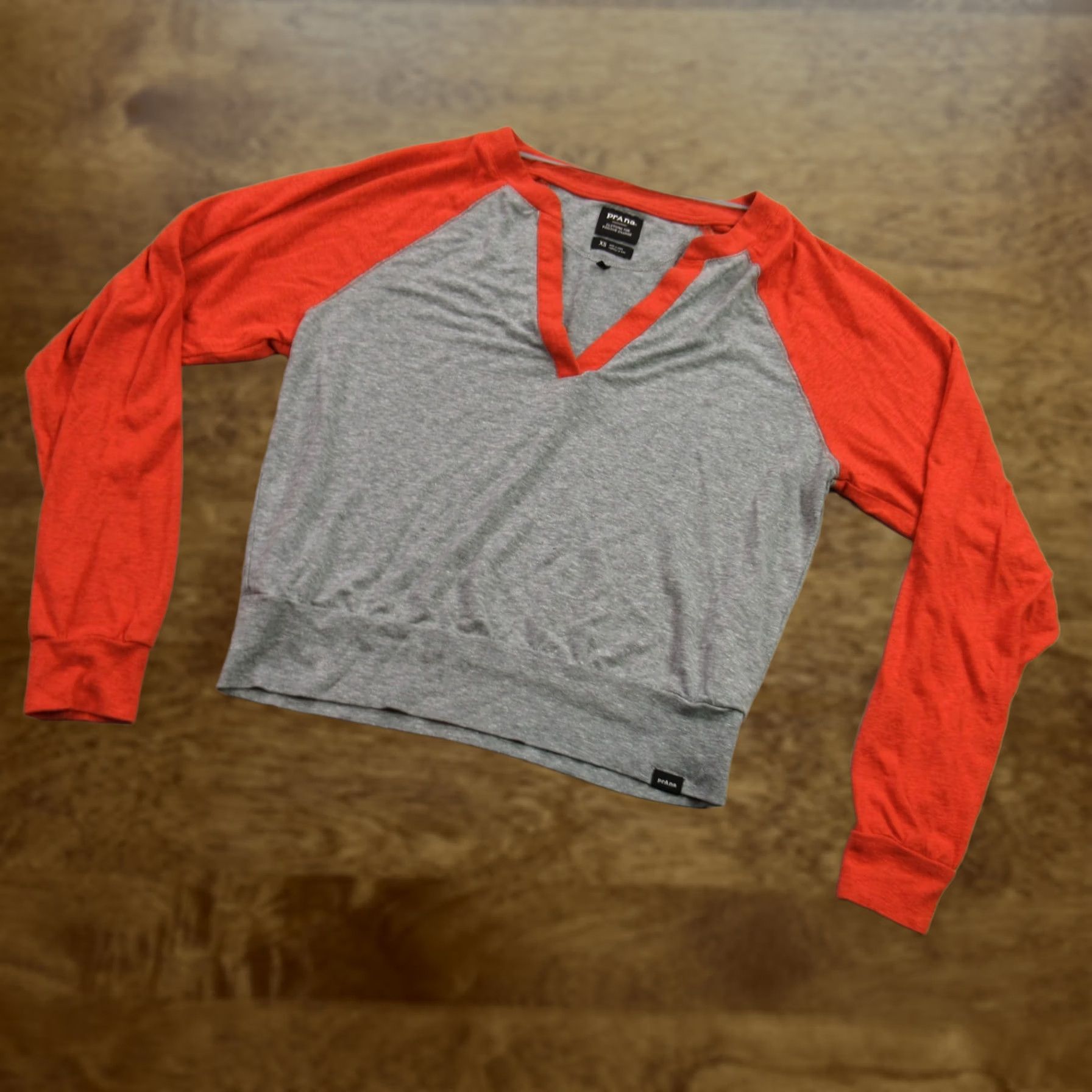Prana prAna Shirt Womens XS Long Sleeve V Neck Pullover Casual Outdoors Multicolor Size XS / US 0-2 / IT 36-38 - 1 Thumbnail
