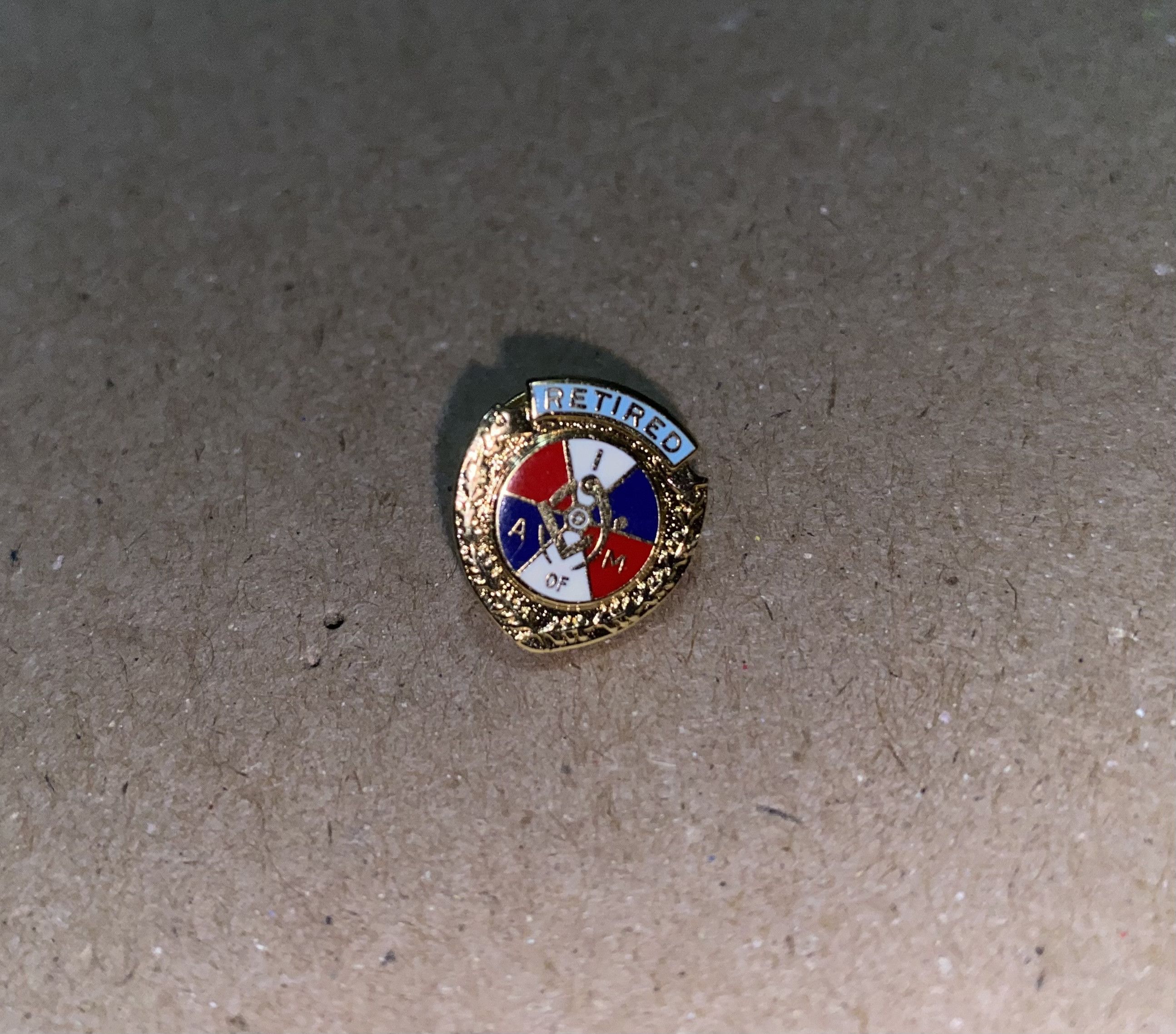 Vintage vintage Enamel Metal Pin Brooch Aerospace Machinists retired Size ONE SIZE - 2 Thumbnail