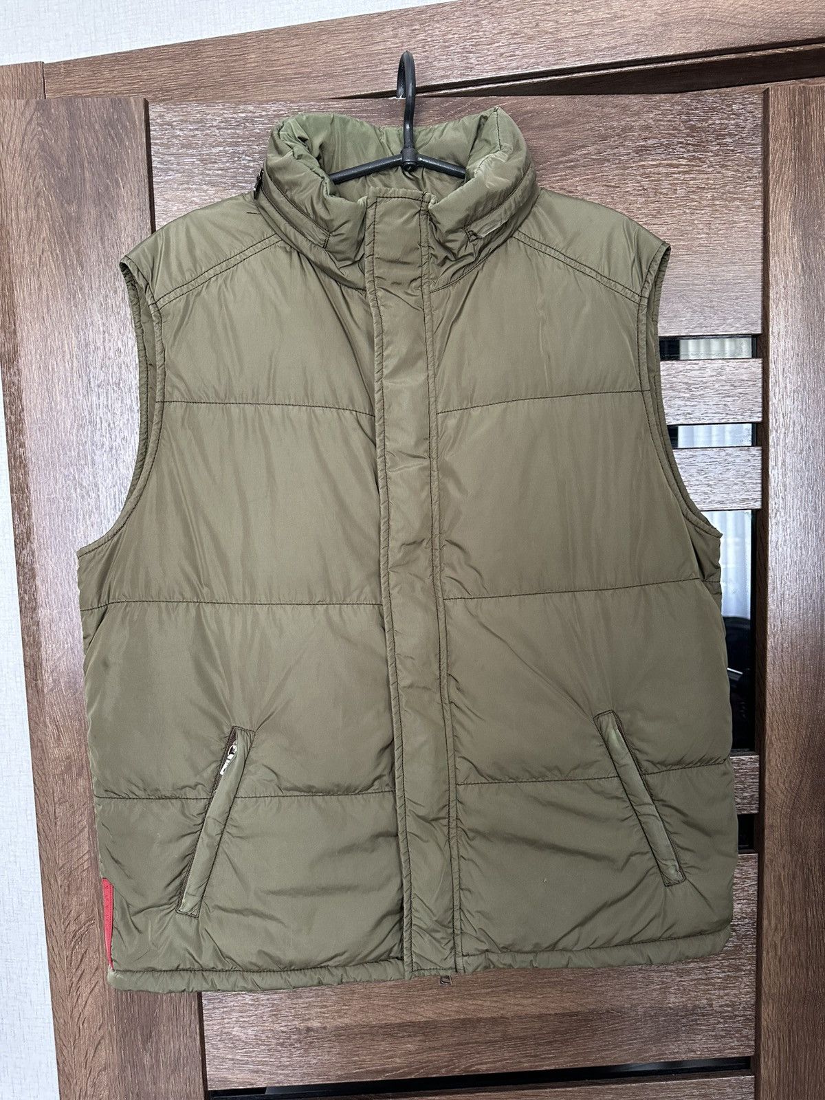 Prada Prada Italy Nylon Vest Zip Jacket Red Tab Size US L / EU 52-54 / 3 - 2 Thumbnail