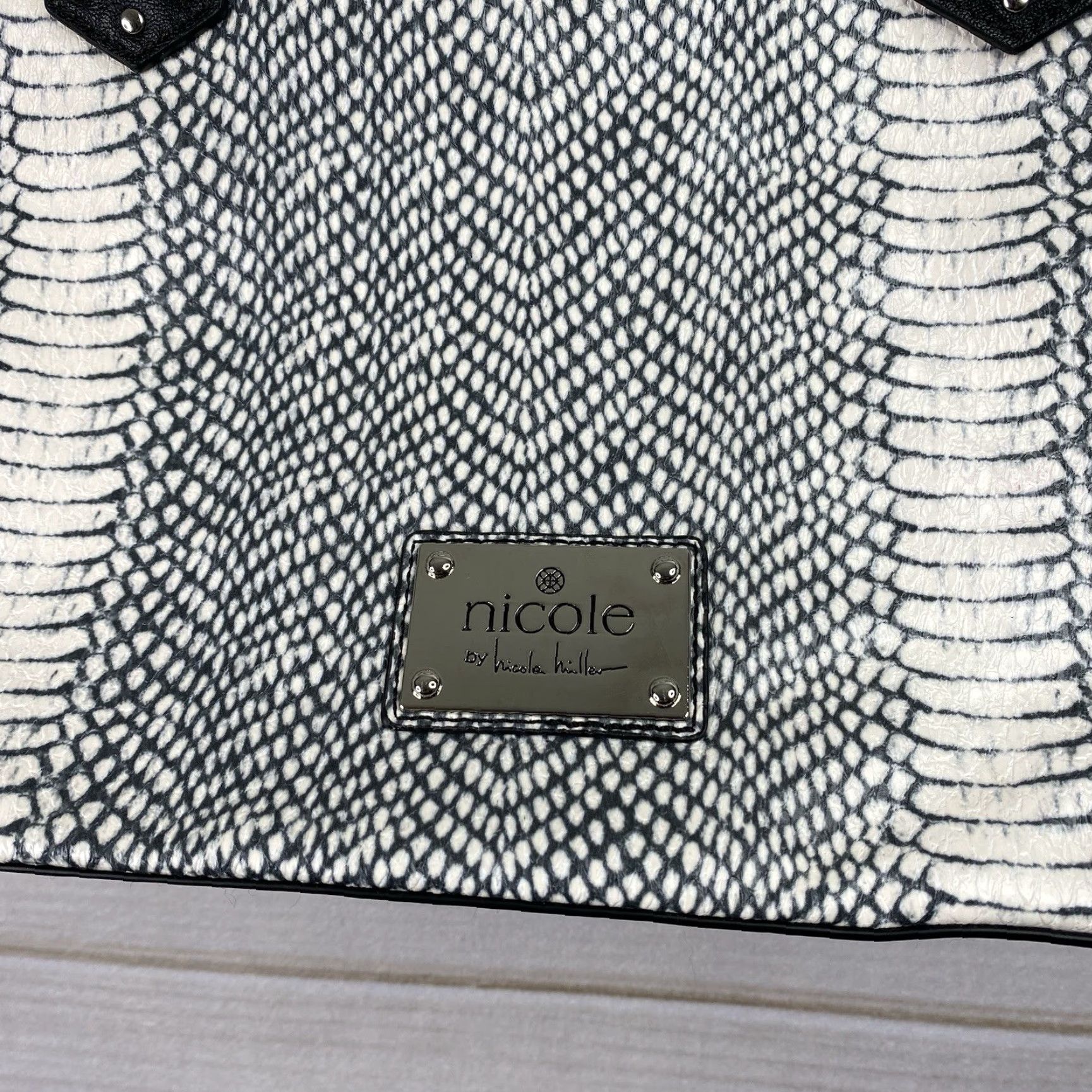 Nicole Miller Nicole Miller Snake Print Purse Black White Double Handles Shoulder Bag Vegan Size ONE SIZE - 2 Thumbnail