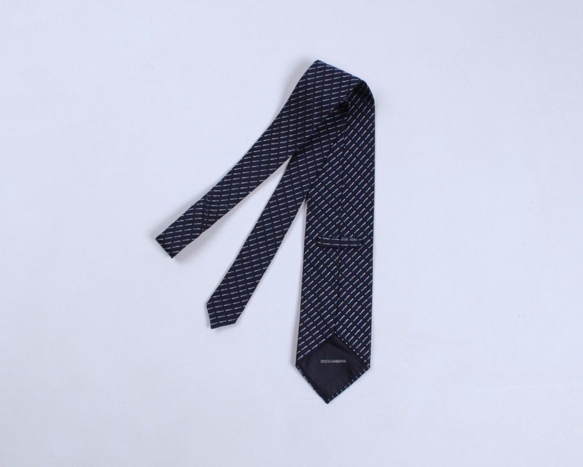 Dolce & Gabbana × Vintage DOLCE & GABBANA Cravatte Vintage Navy Blue Striped Silk Tie Size ONE SIZE - 1 Thumbnail