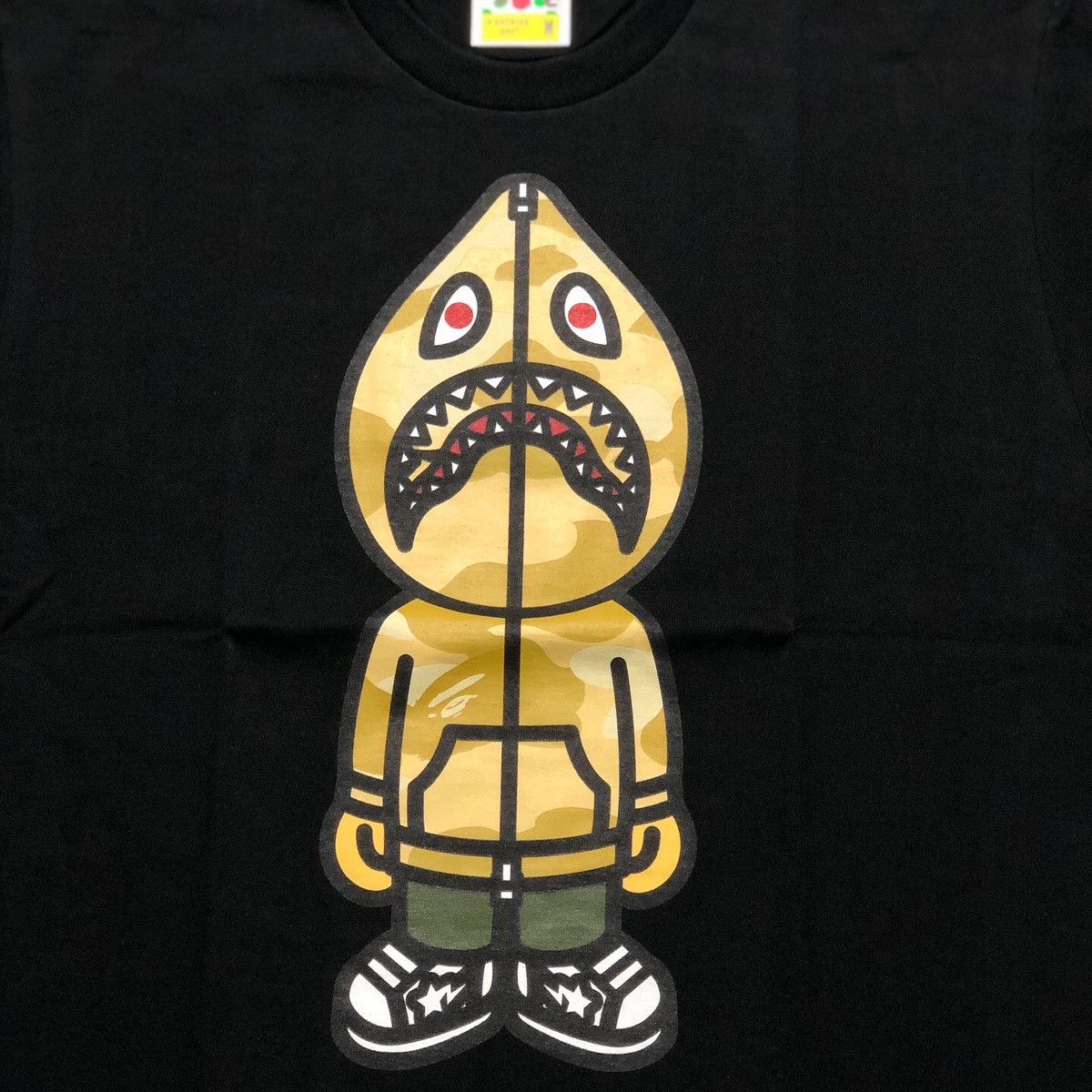 Bape Color Camo Classic Milo Shark Tee Size US M / EU 48-50 / 2 - 6 Thumbnail