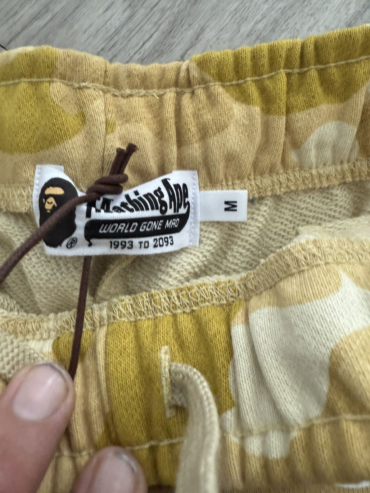 Bape Bape yellow camo shark shorts Size US 30 / EU 46 - 3 Thumbnail