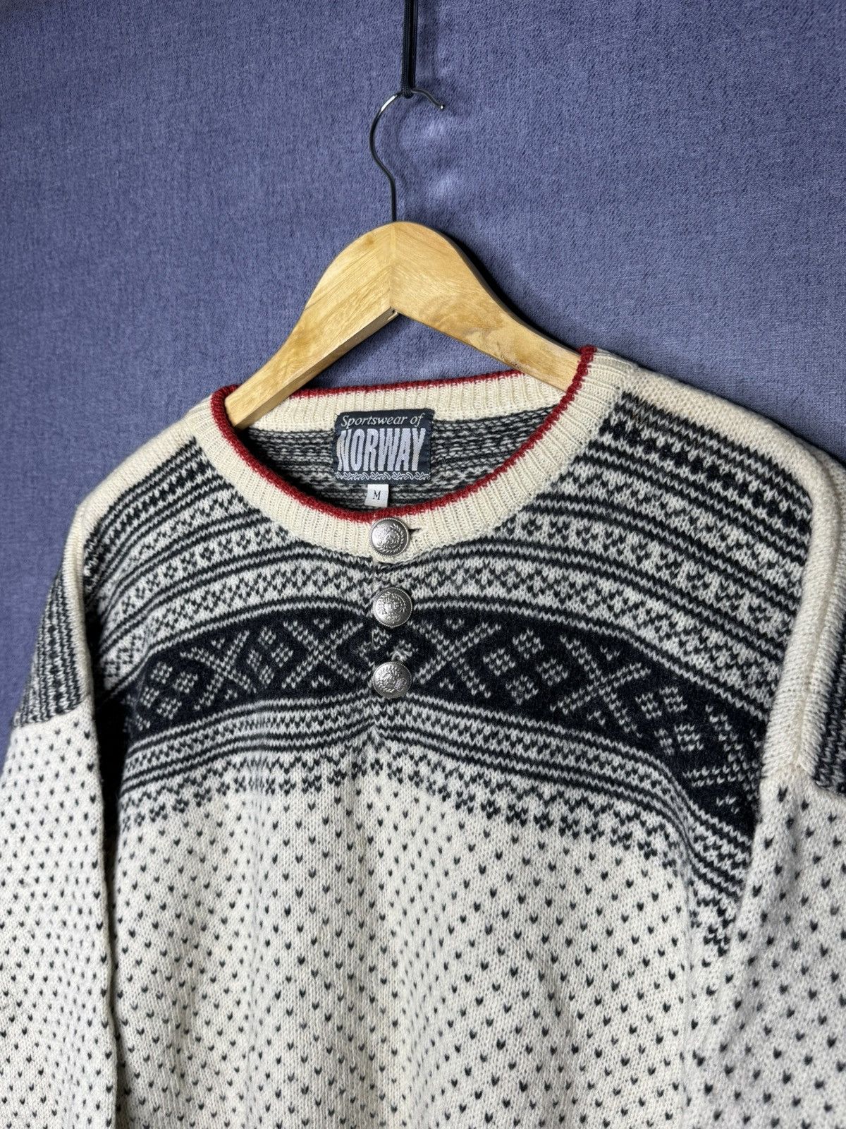 Dale Of Norway Vintage Dale Of Norway Style Sweater 100% Wool Size US M / EU 48-50 / 2 - 3 Thumbnail