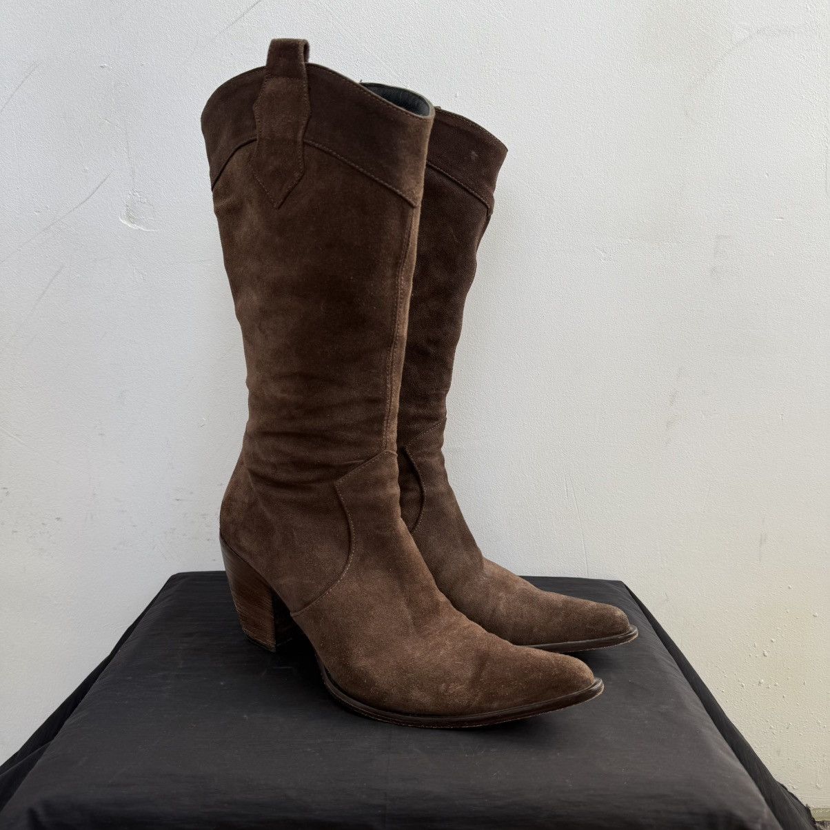 Japanese Brand Vintage Italy Western Brown Suede Boots Size US 10 / IT 40 - 2 Thumbnail