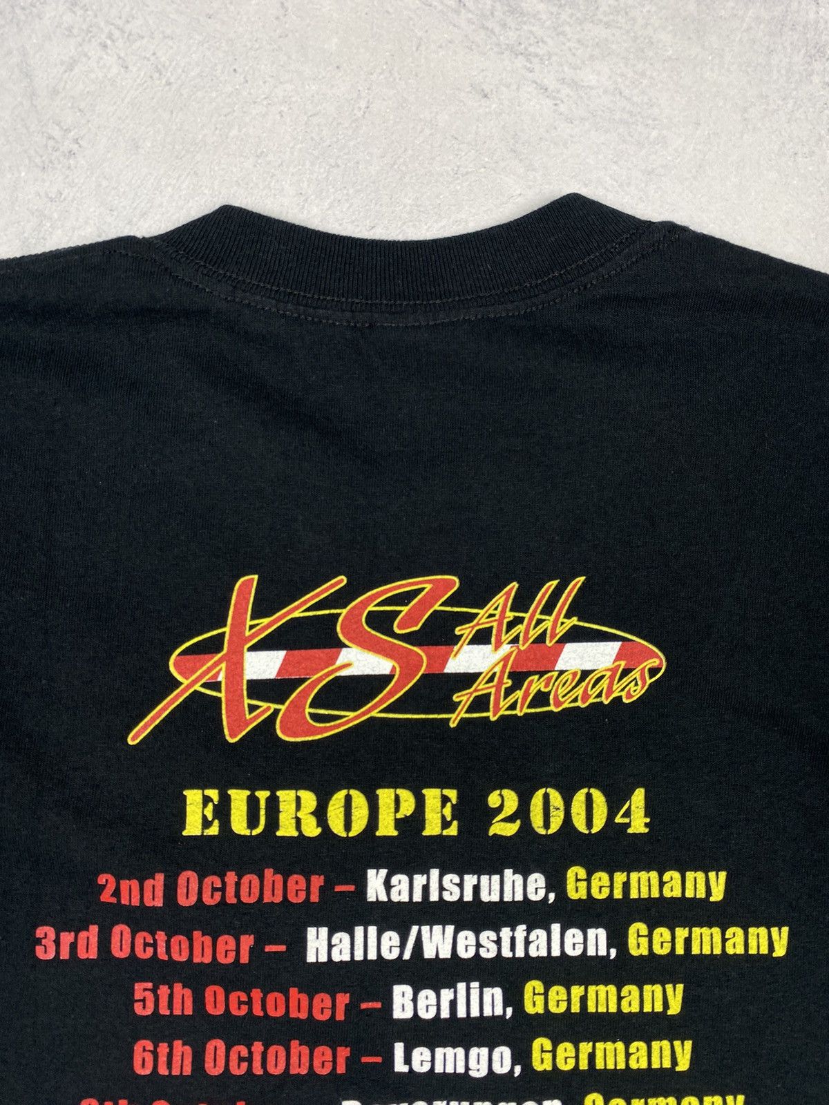 Band Tees Status Quo 2004 All Areas World Tour Vintage T Shirt Size M Size US M / EU 48-50 / 2 - 13 Thumbnail