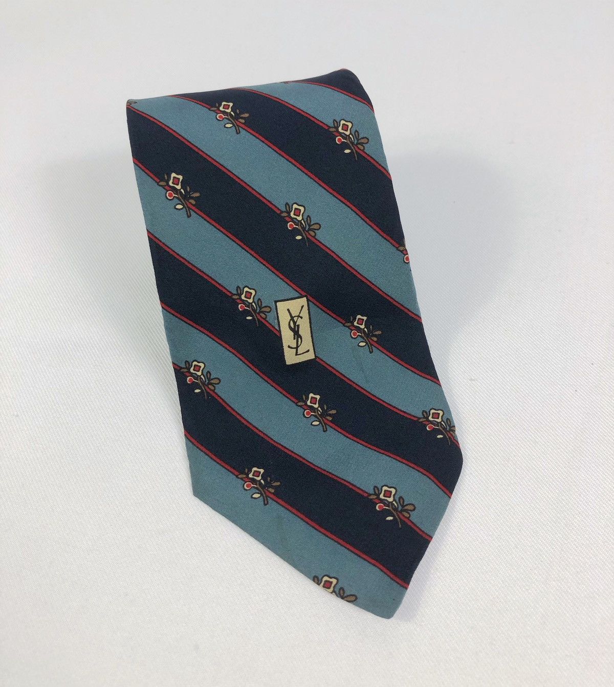 Yves Saint Laurent Rare Vintage Yves Saint Laurent YSL Silk Tie Made in Italy Size ONE SIZE - 1 Thumbnail