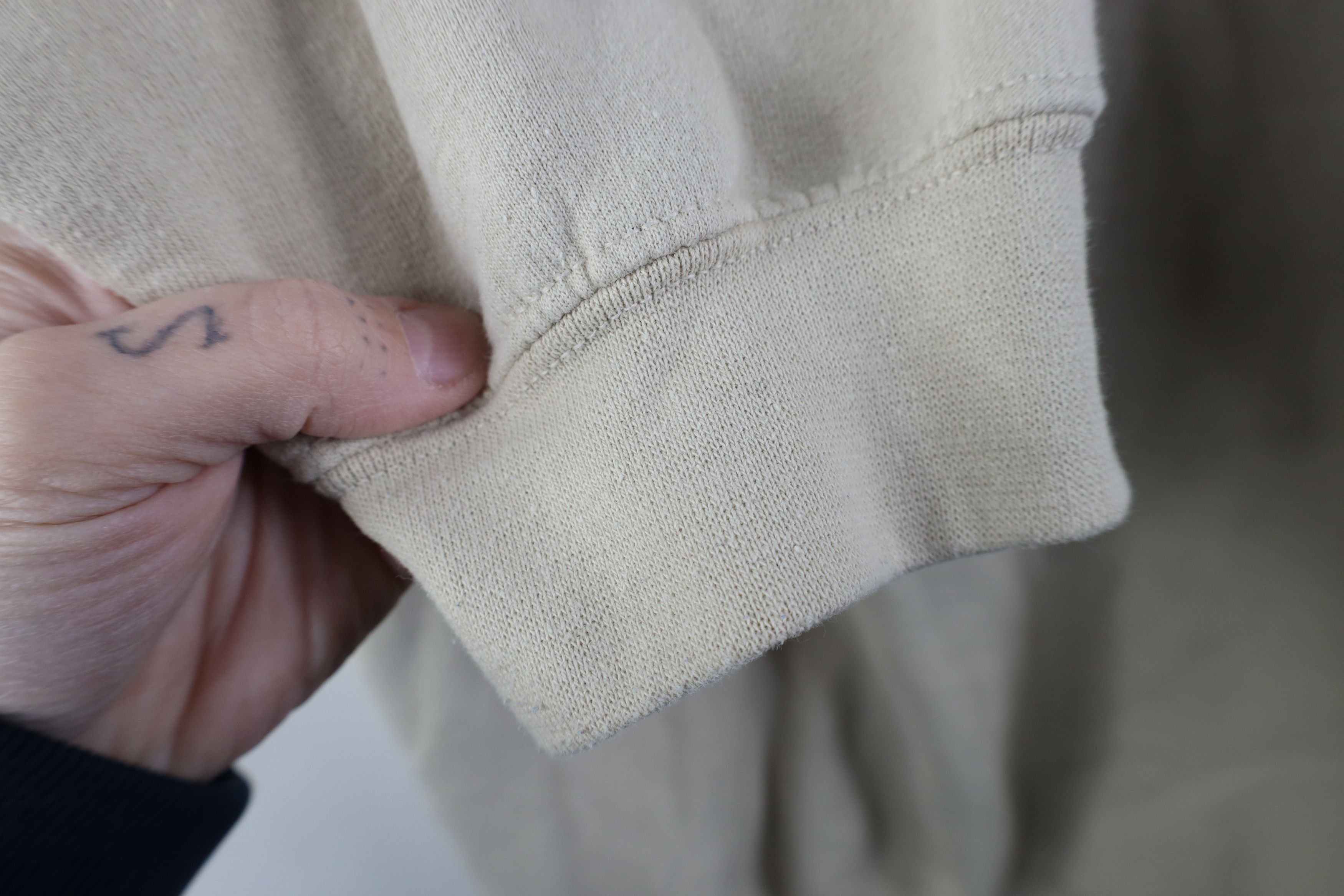 Vintage Vintage 90s Y2K Streetwear Puppy Crewneck Sweatshirt Beige Size 3XL / US 20-22 - 11 Thumbnail