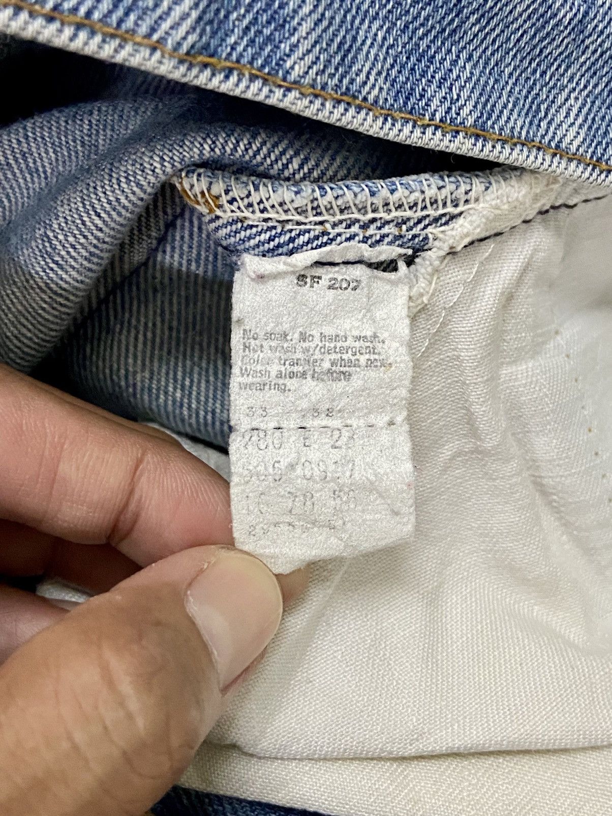 Levi's Vintage Clothing VINTAGE DISTRESSED LEVI'S 505 ORANGE TAB Size US 33 - 11 Thumbnail